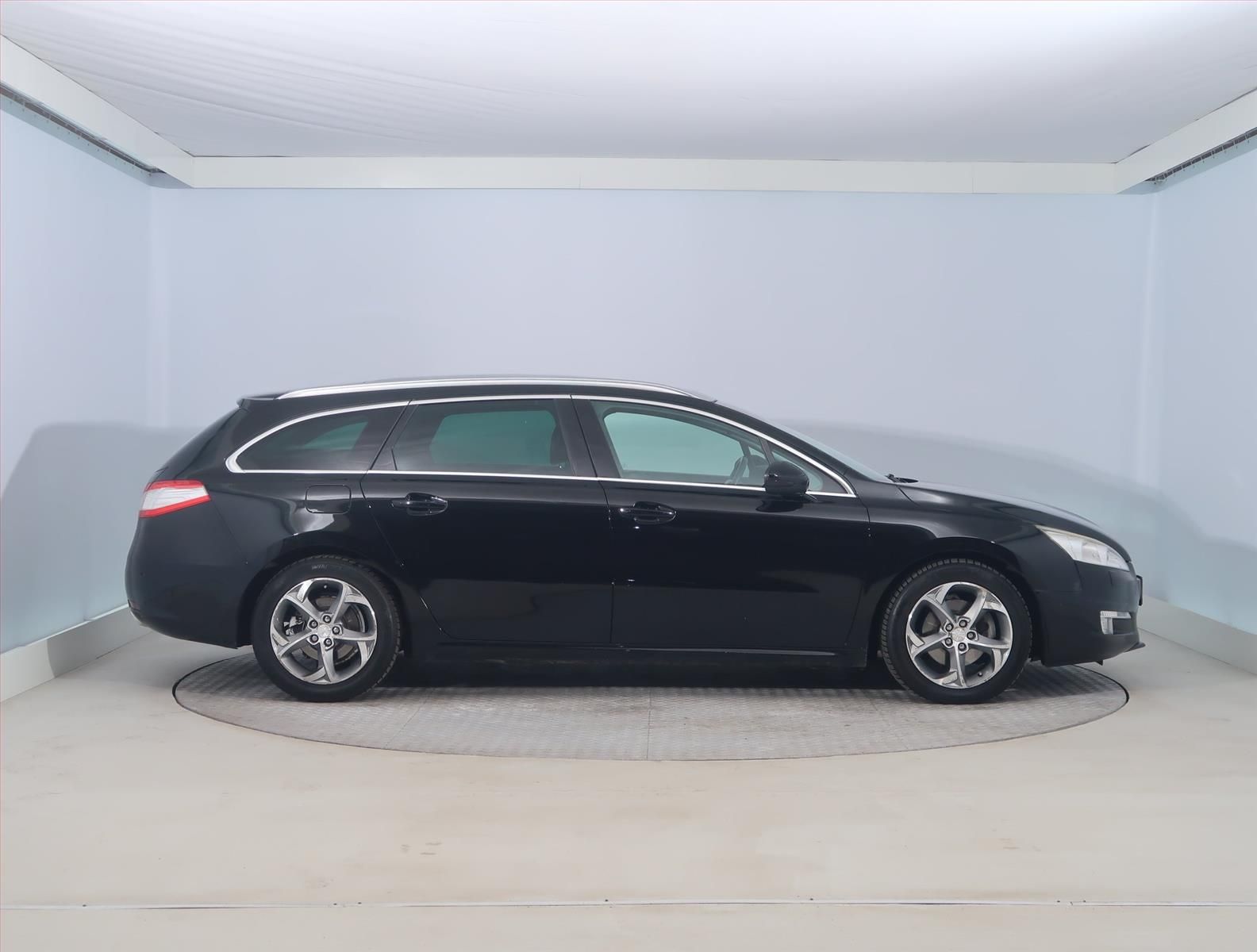 Peugeot 508, 2.0 HDi, Xenony - fotka 6