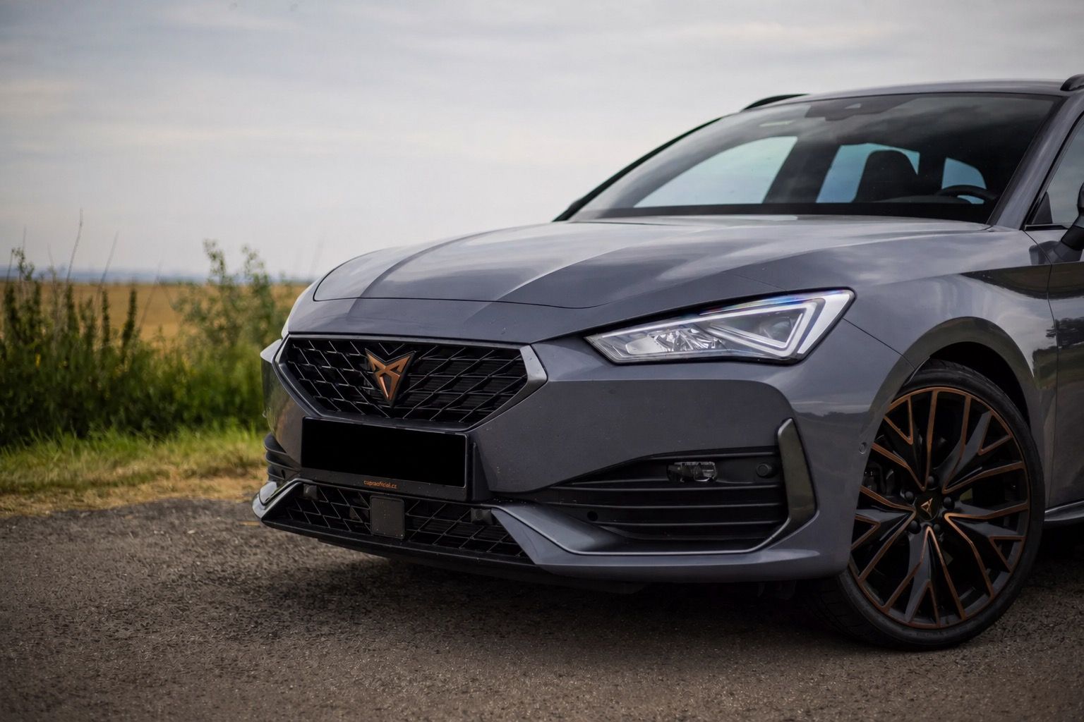 Cupra Leon, 2.0 TSI, 221kW - fotka 2