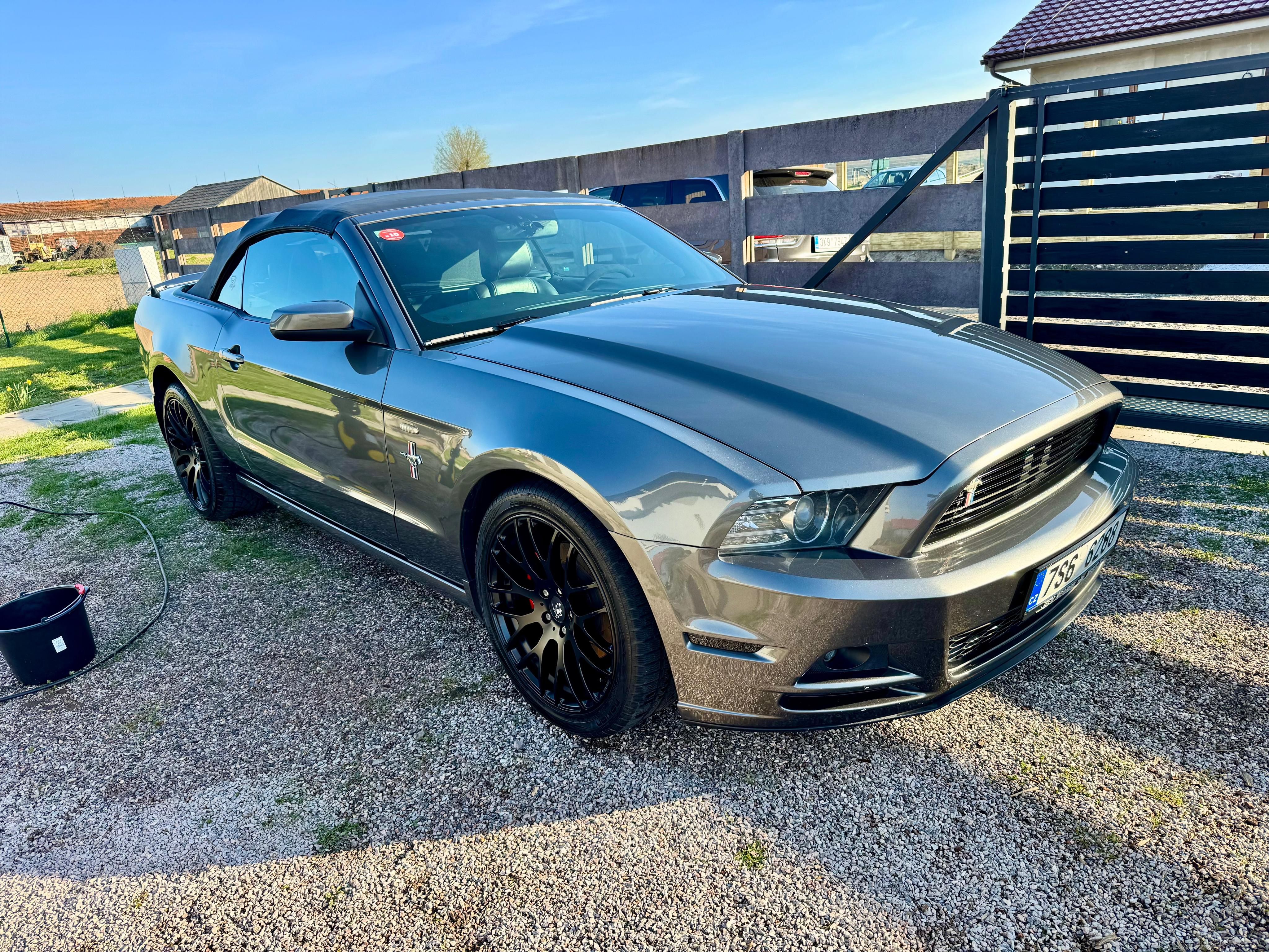 Ford Mustang, Ford Mustang 3.7V6 kabriolet 2 - fotka 5