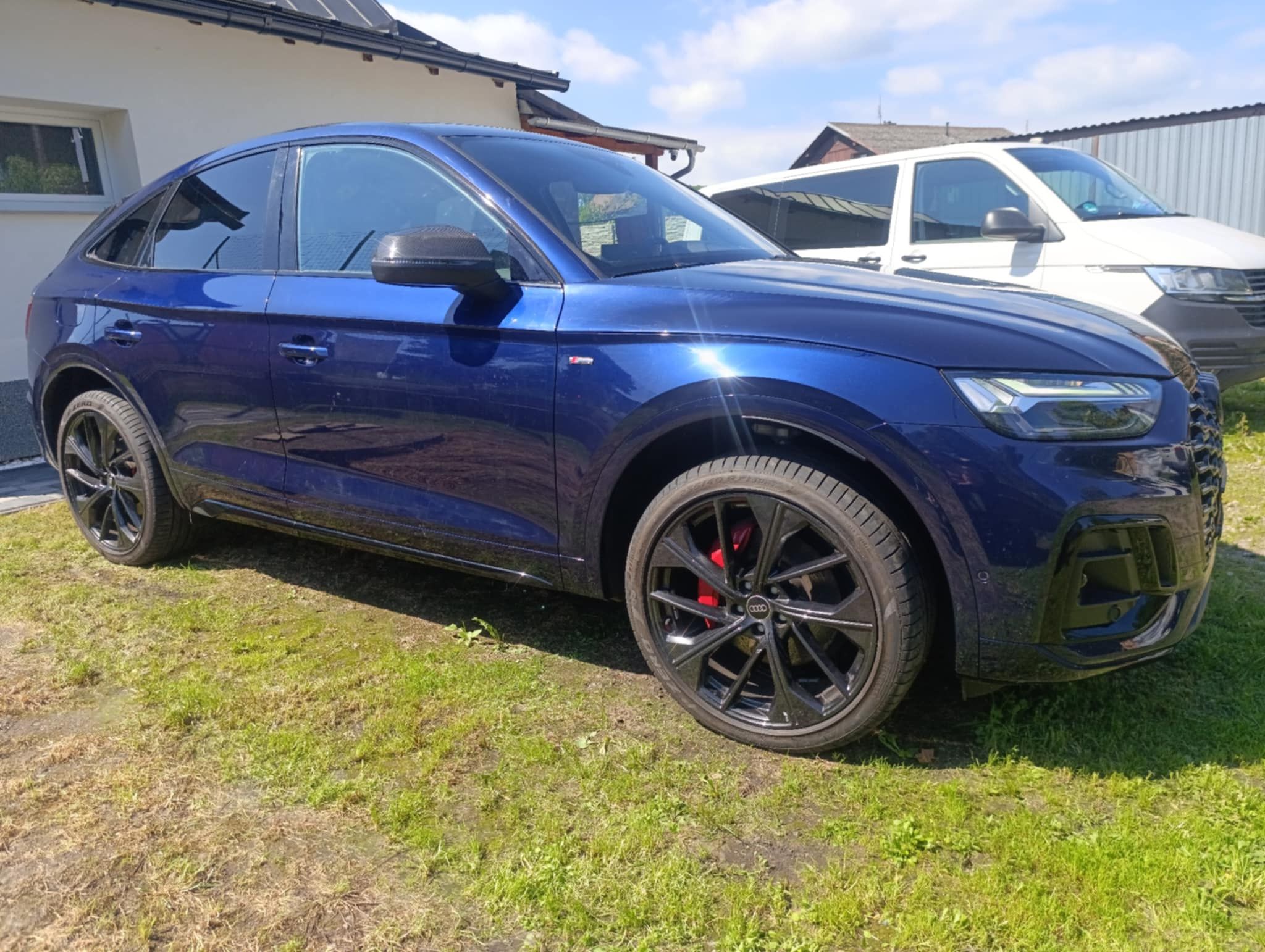 Audi Q5, 2.0 S-Line Hybrid Quattro - fotka 3
