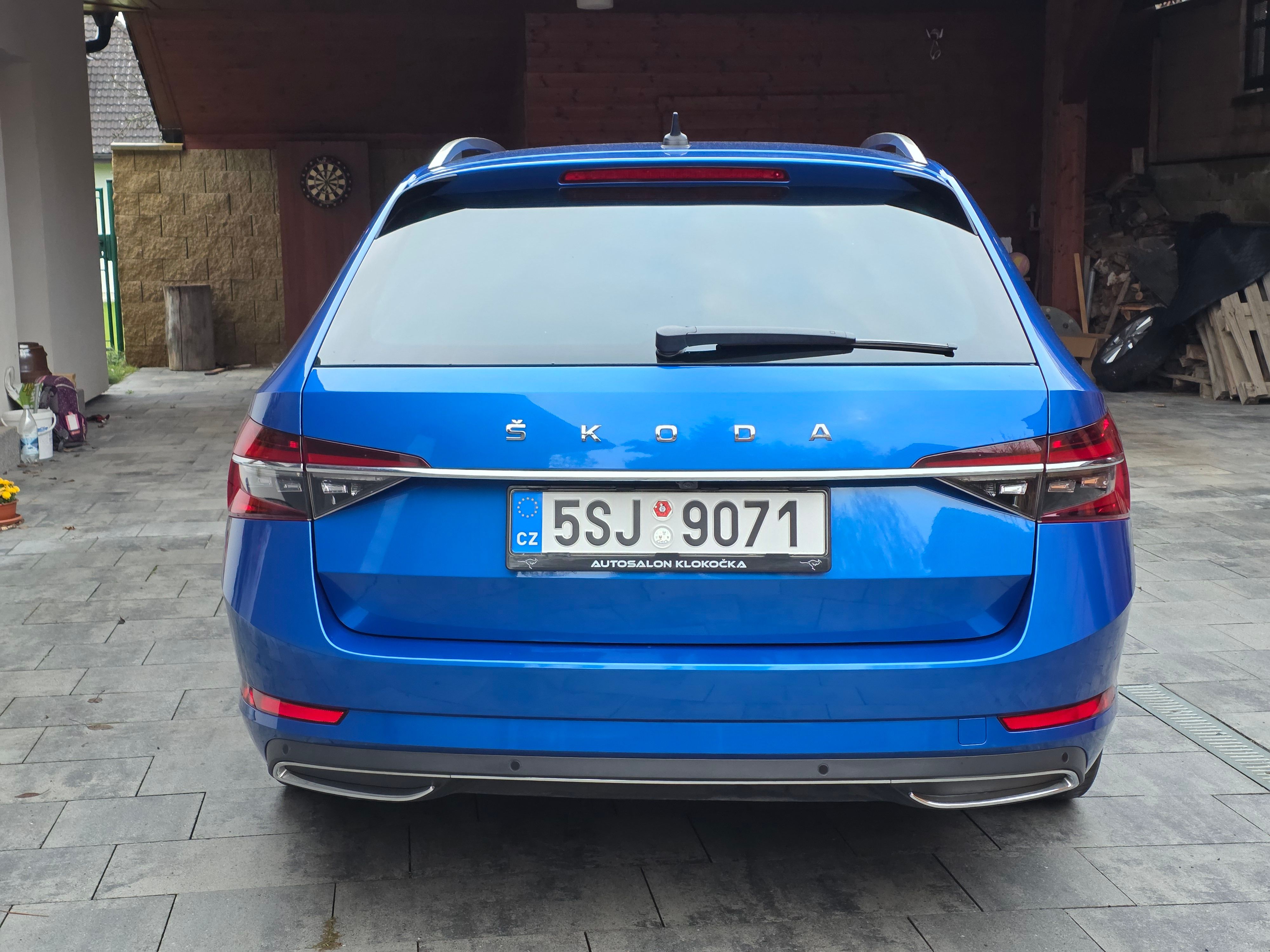 Škoda Superb - fotka 3