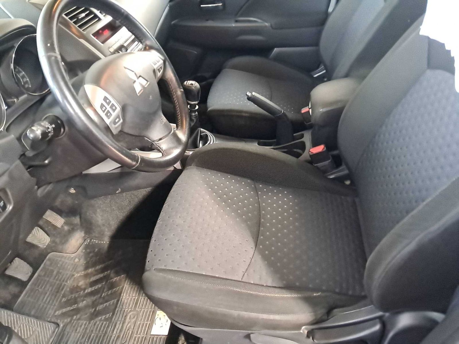 Mitsubishi ASX, 1.8 DI-D MIVEC, 4X4, Tempomat - fotka 3