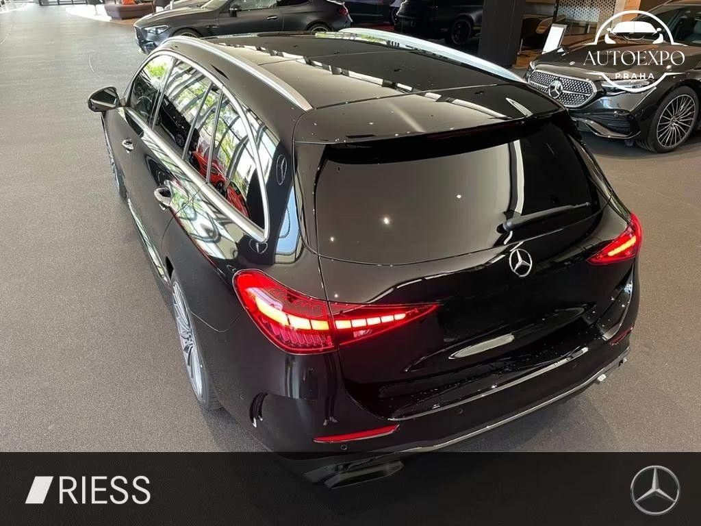 Mercedes-Benz Třídy C, C  4Matic AMG - fotka 2