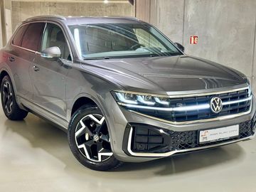 R-line/tazne/vzduch/matrix/HUD