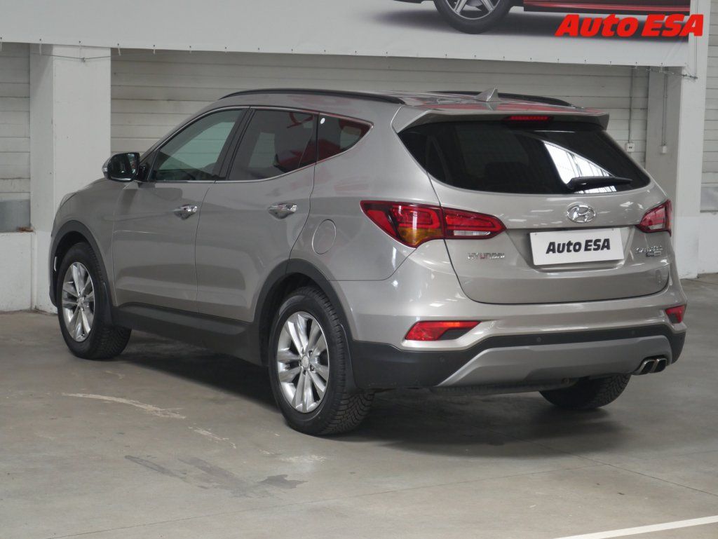 Hyundai Santa Fe, 2.2 CRDi 4WD,ČR,AT,navi - fotka 6