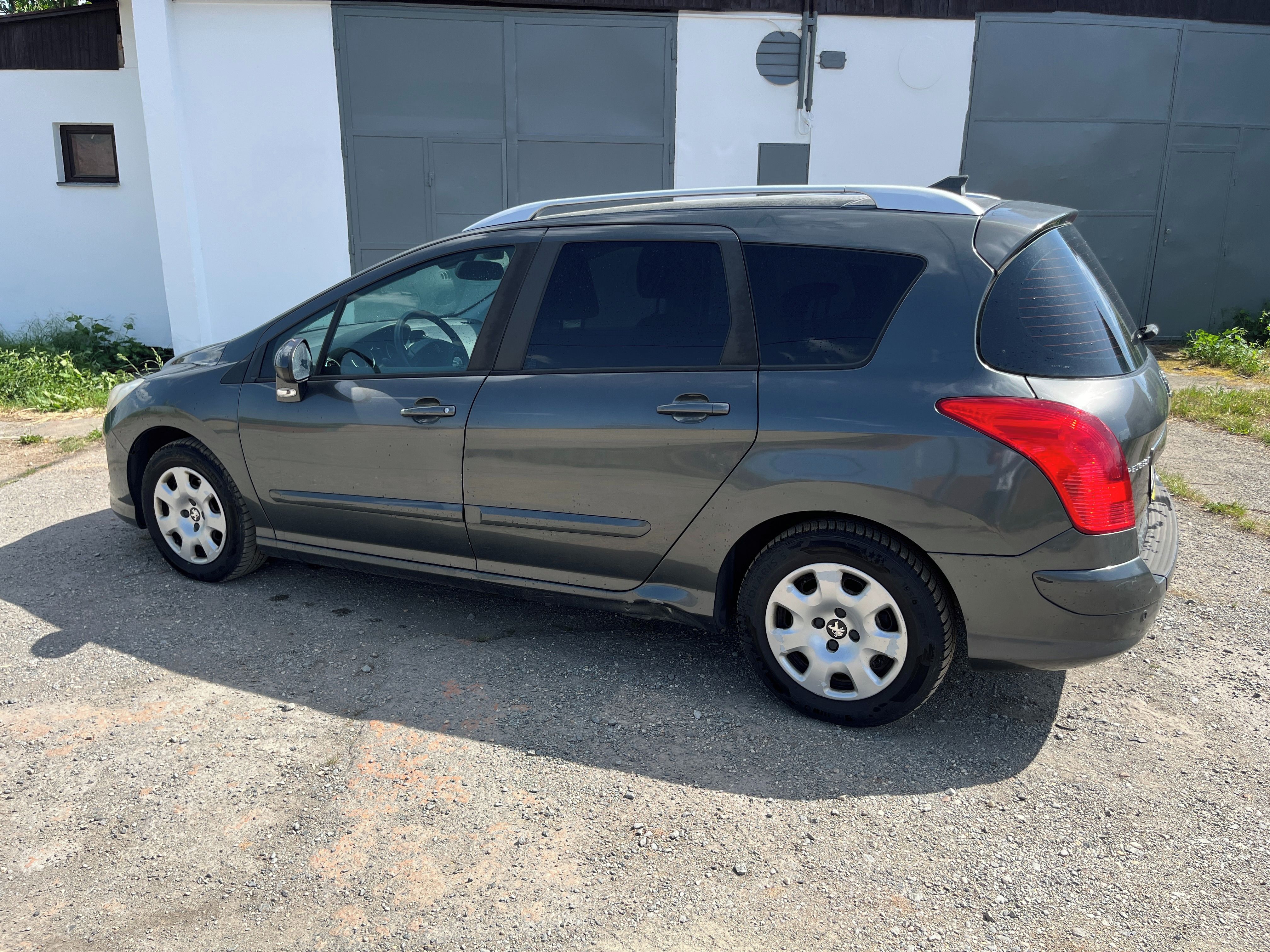 Peugeot 308, 1.6hdi 68kw sw klima alu kola - fotka 2