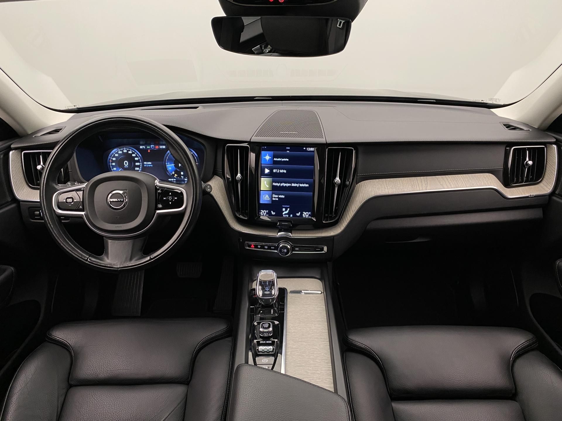 Volvo XC60, B4 AWD INSCRIPTION AUT - fotka 2