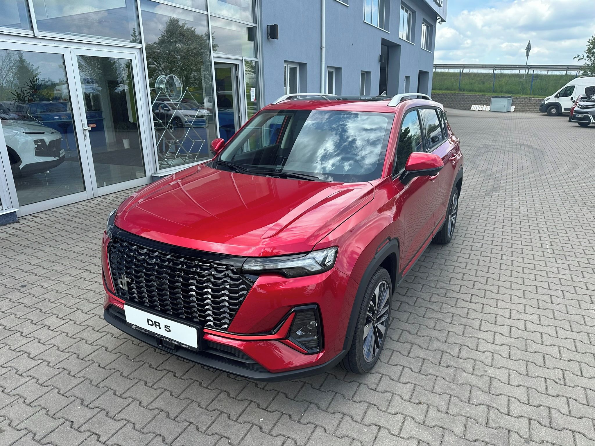DR DR 5.0, 1,4GT Turbo DCT 116kW Nový vůz - fotka 2