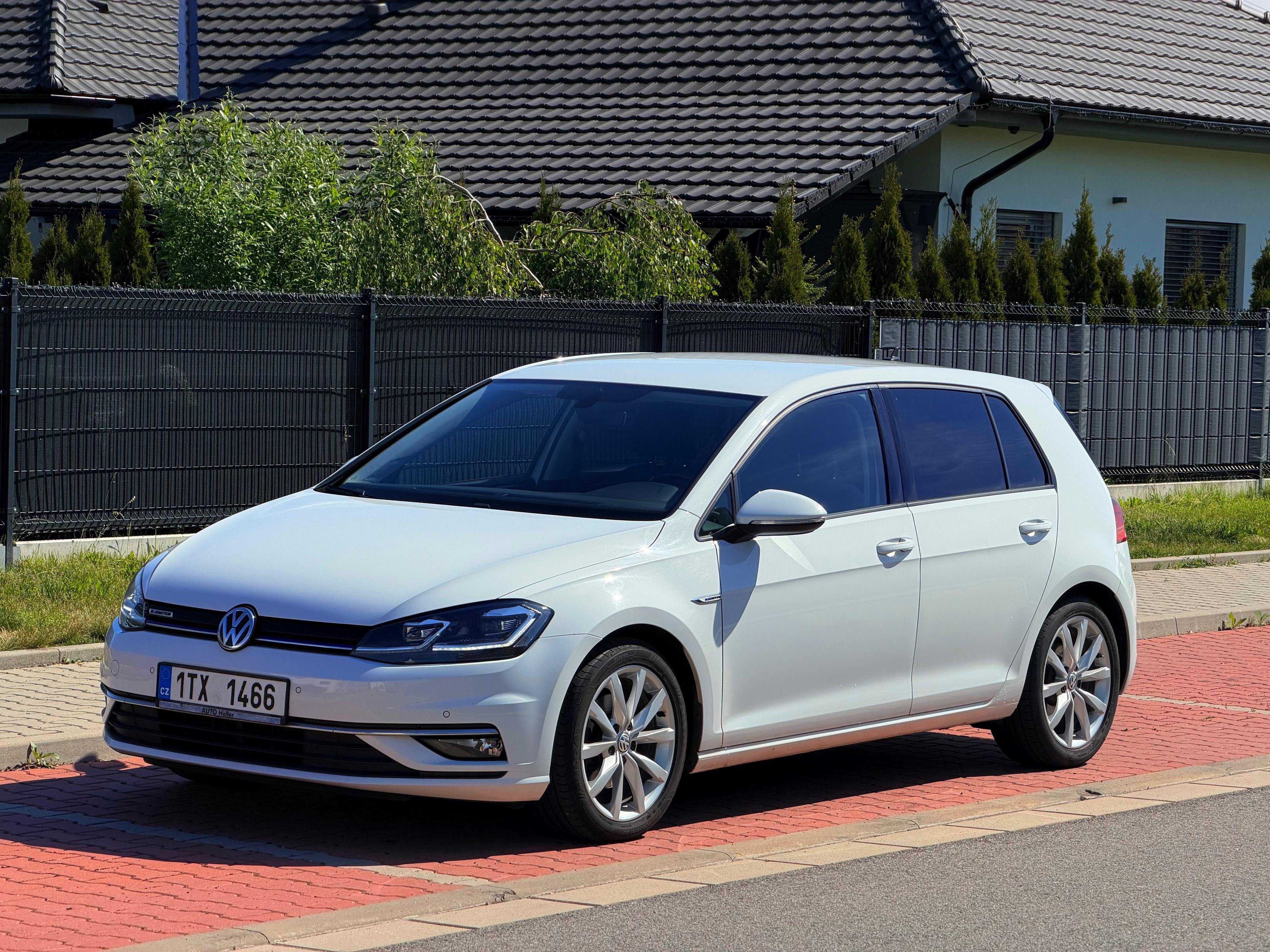 Volkswagen Golf, 1.5tsi Marathon Edition CZ - fotka 2