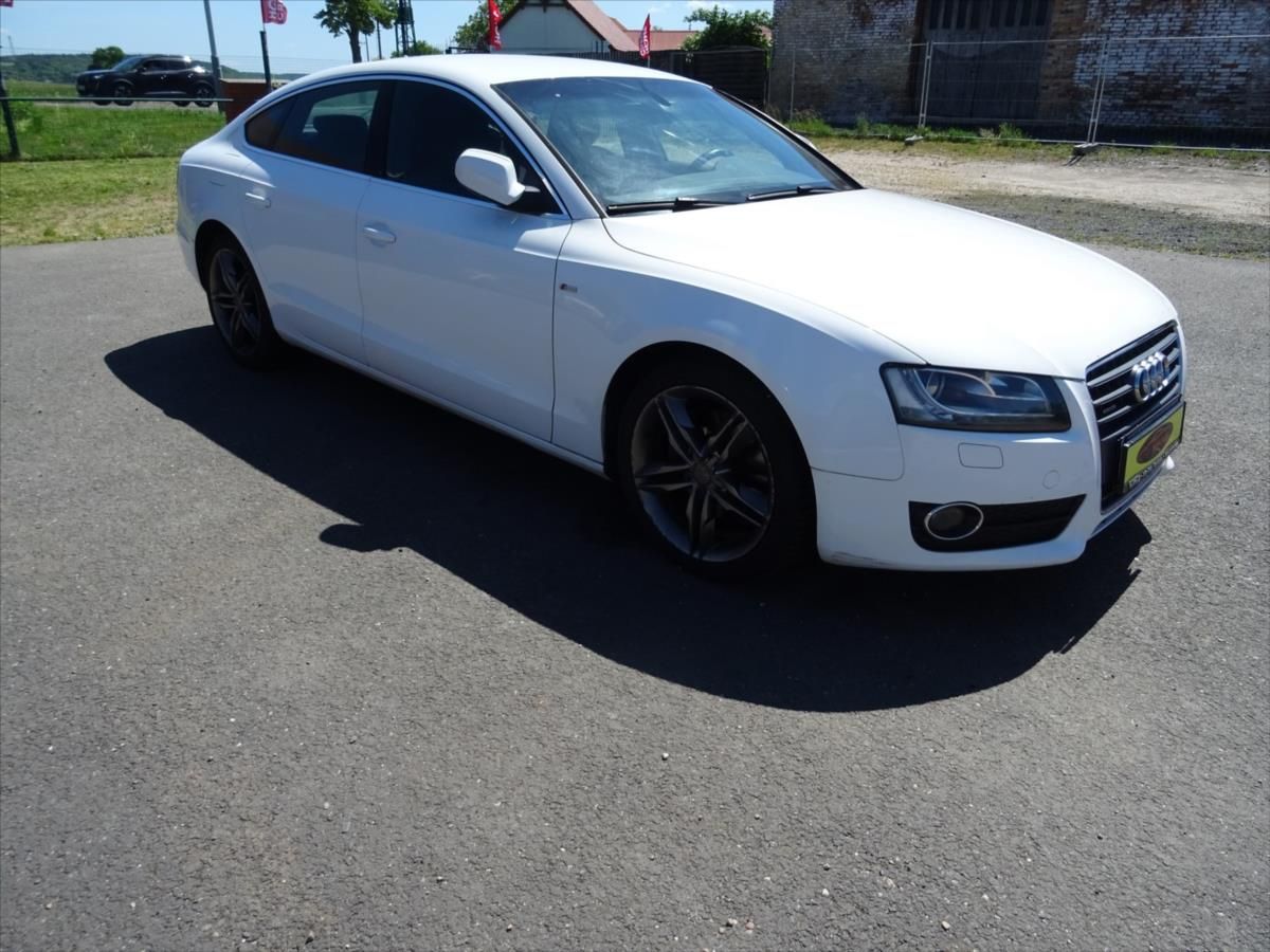 Audi A5, 2,0 155 kW TFSi  S- Line - fotka 2