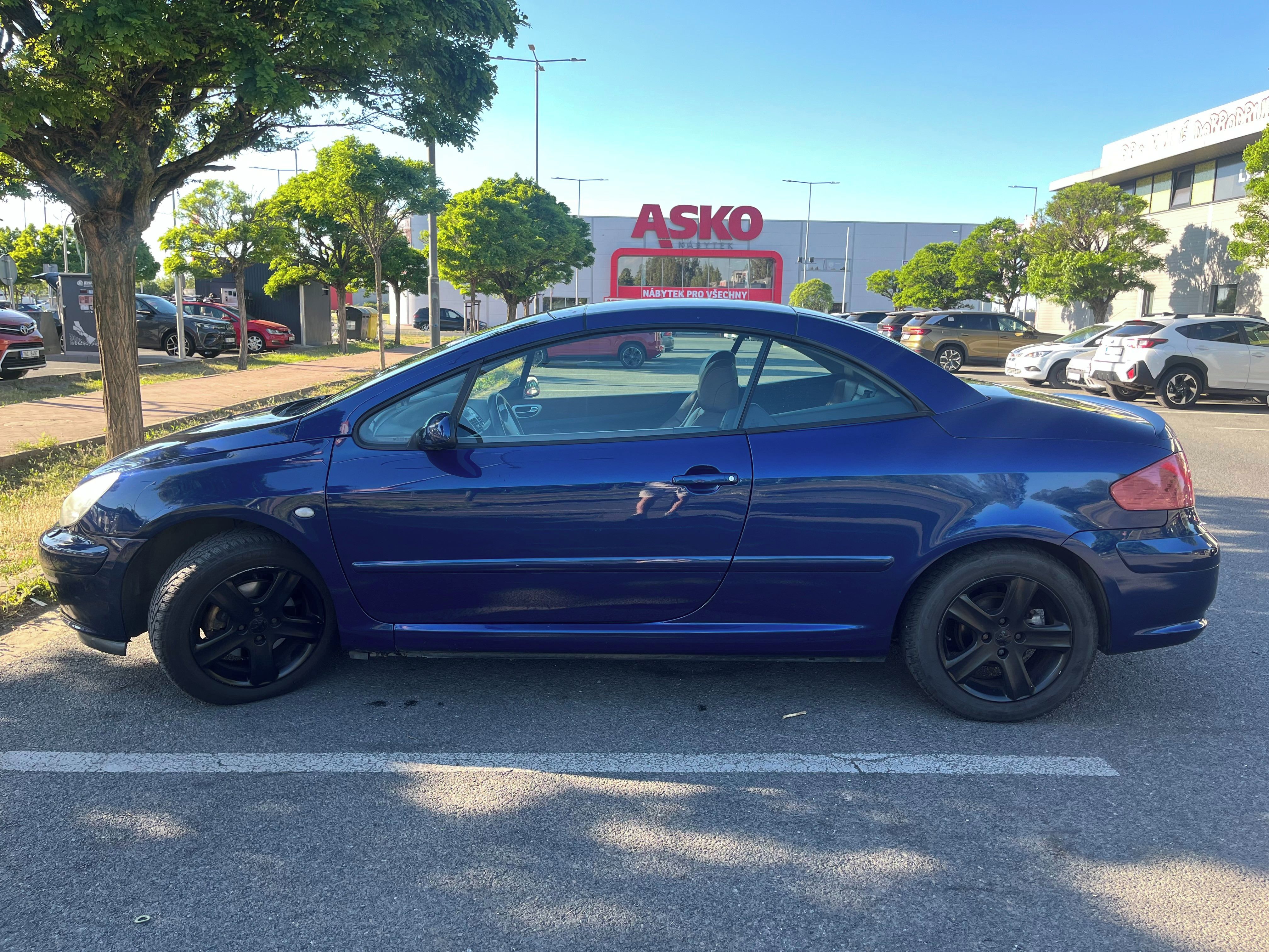 Peugeot 307, PEUGEOT 307cc roku 2004 - fotka 4