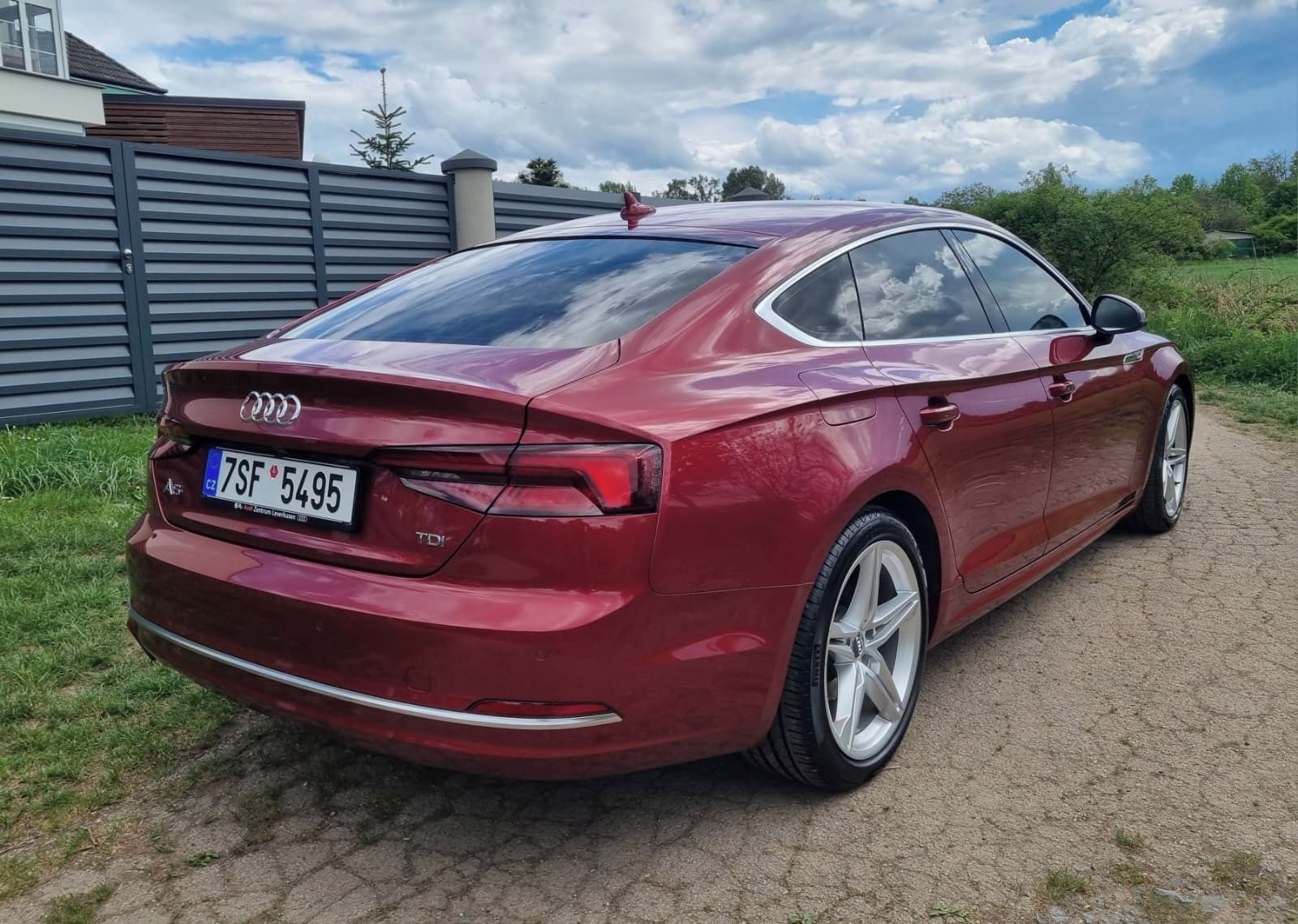 Audi A5, 2.0 TDI 110kW S Line Kůže - fotka 5