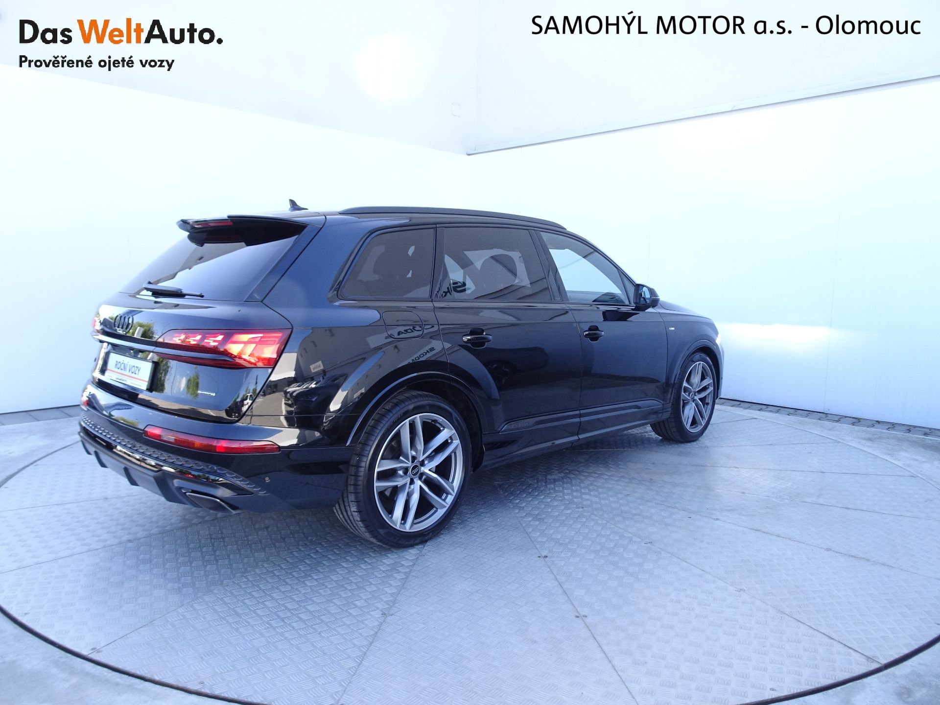 Audi Q7, 50TDI Quattro Tiptronic S-line - fotka 2