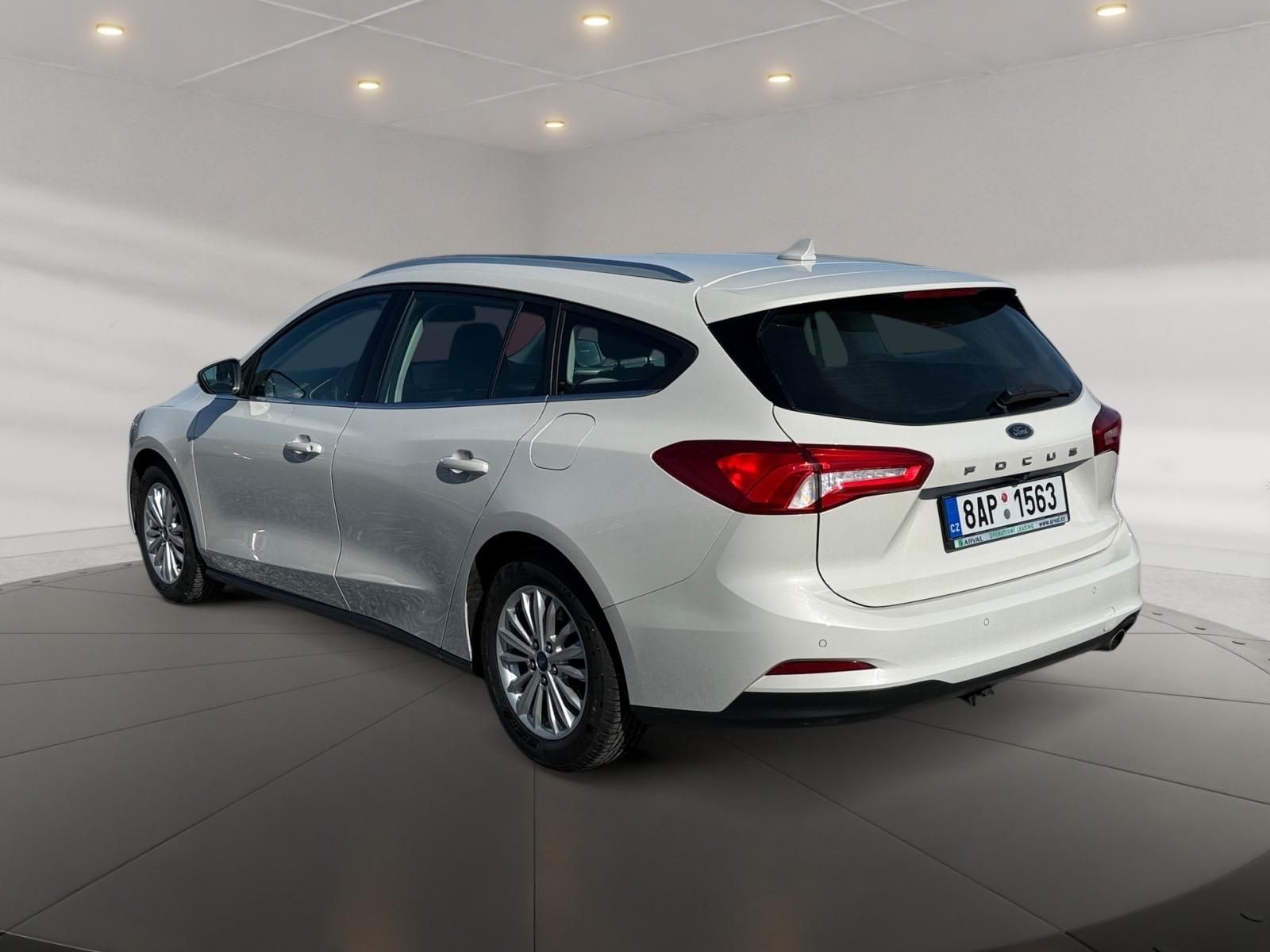 Ford Focus, TITANIUM 1.5EB 88kW CZ DPH - fotka 4