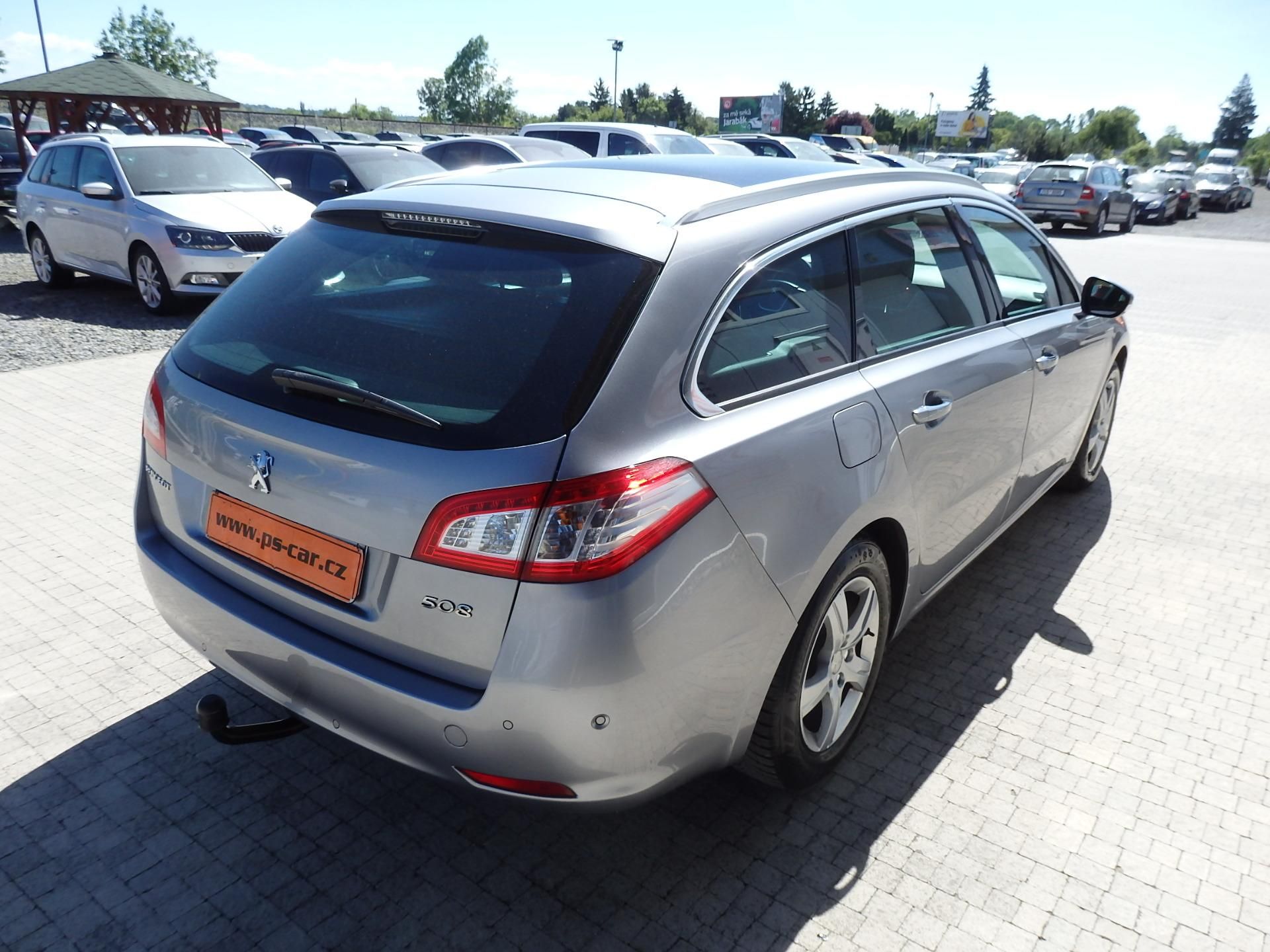 Peugeot 508, 2.0 HDI 110 kW PANORAMA, NAVI - fotka 4