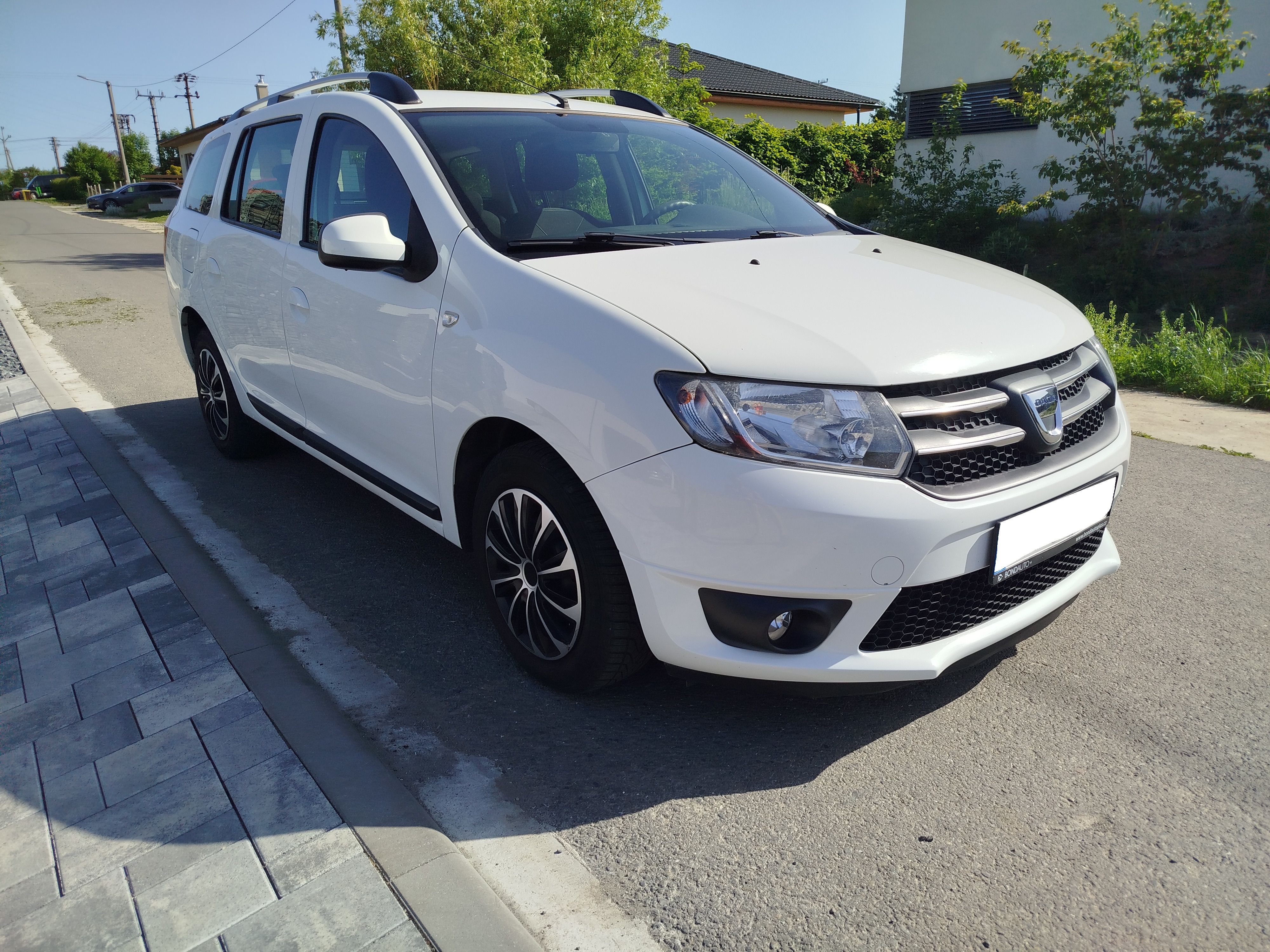 Dacia Logan, 1.2i54kw, Klima, STK 1/2028 - fotka 5