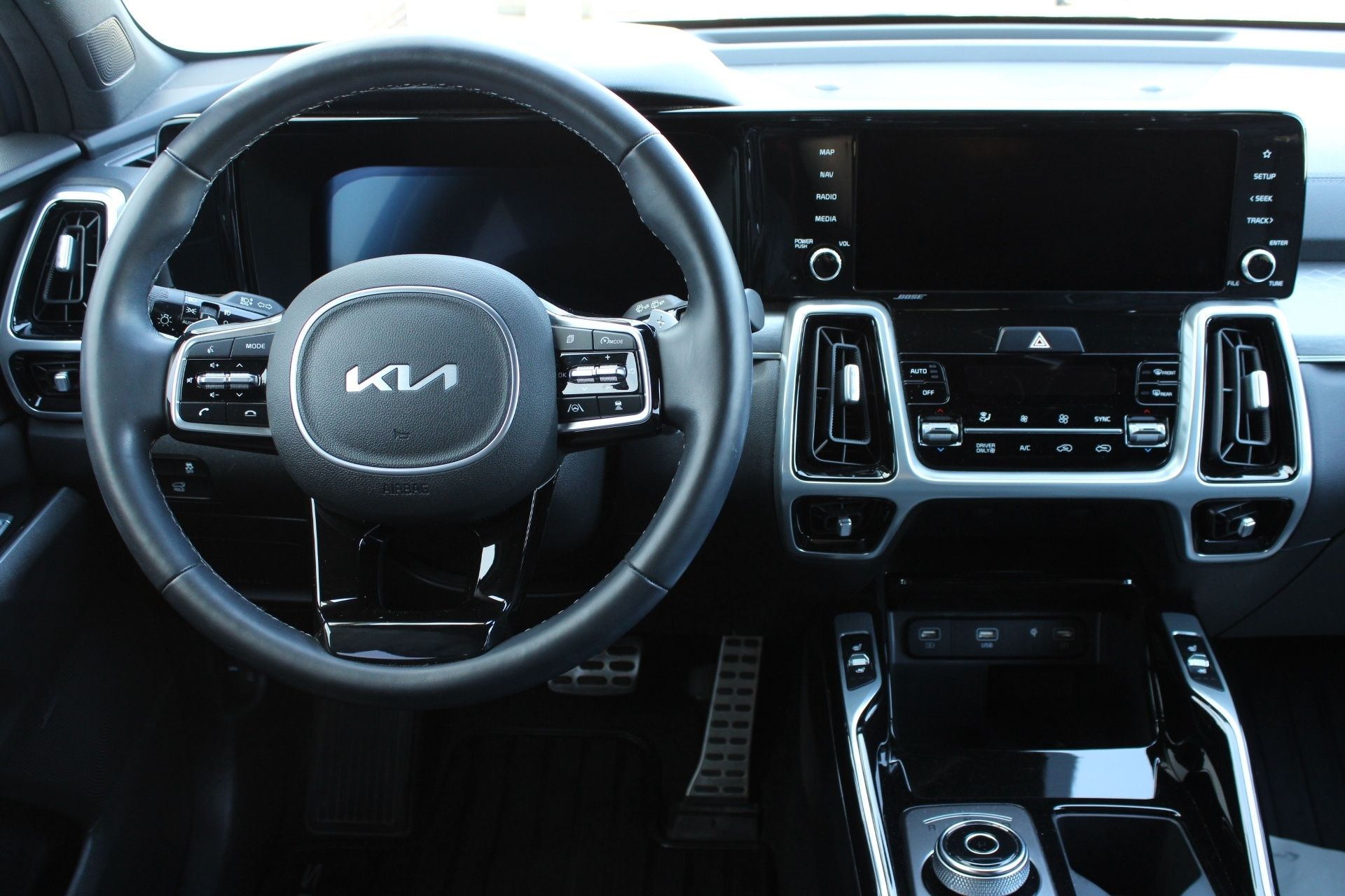 Kia Sorento, 1.6 T-GDI 132kW 4x4 tažné pano - fotka 5
