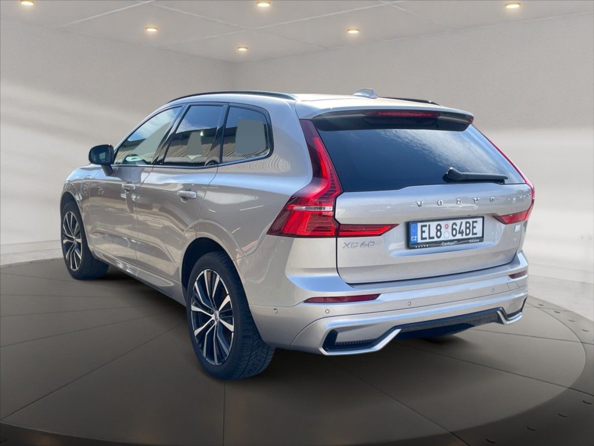Volvo XC60, 2,0 T6 Rech.Ult.Bright AWD AT - fotka 4