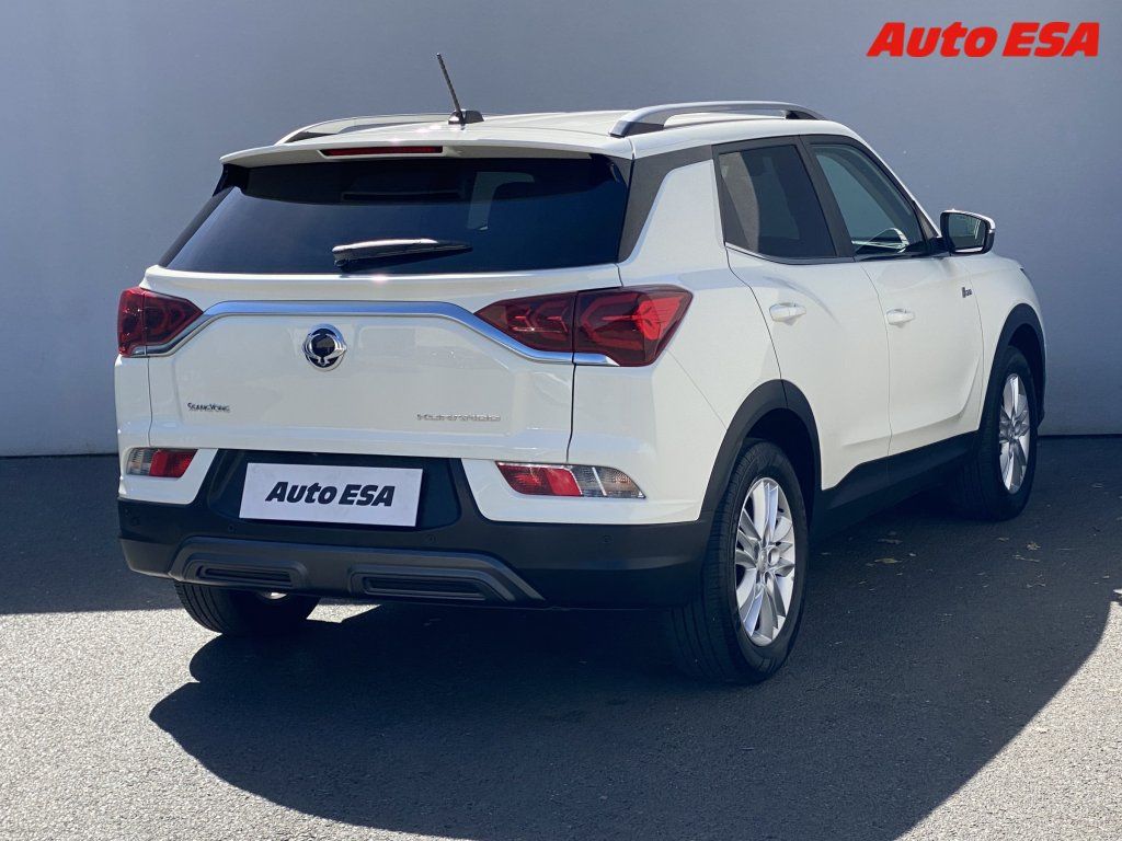 SsangYong Korando, 1.5 T-GDi,ČR,AT,LED - fotka 4