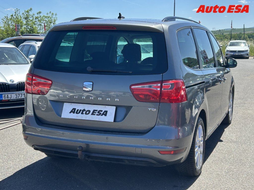 Seat Alhambra, 2.0 TDi,Style,AT,xenon - fotka 4