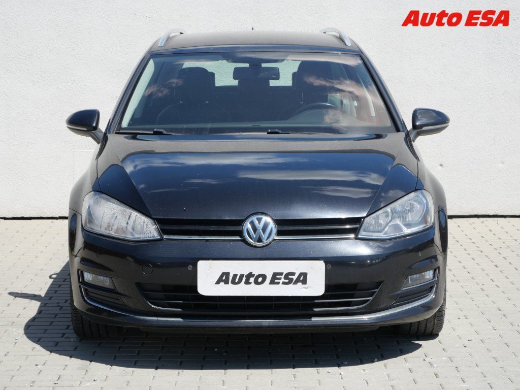 Volkswagen Golf, 1.6TDi,ČR,DSG,park.asist - fotka 2