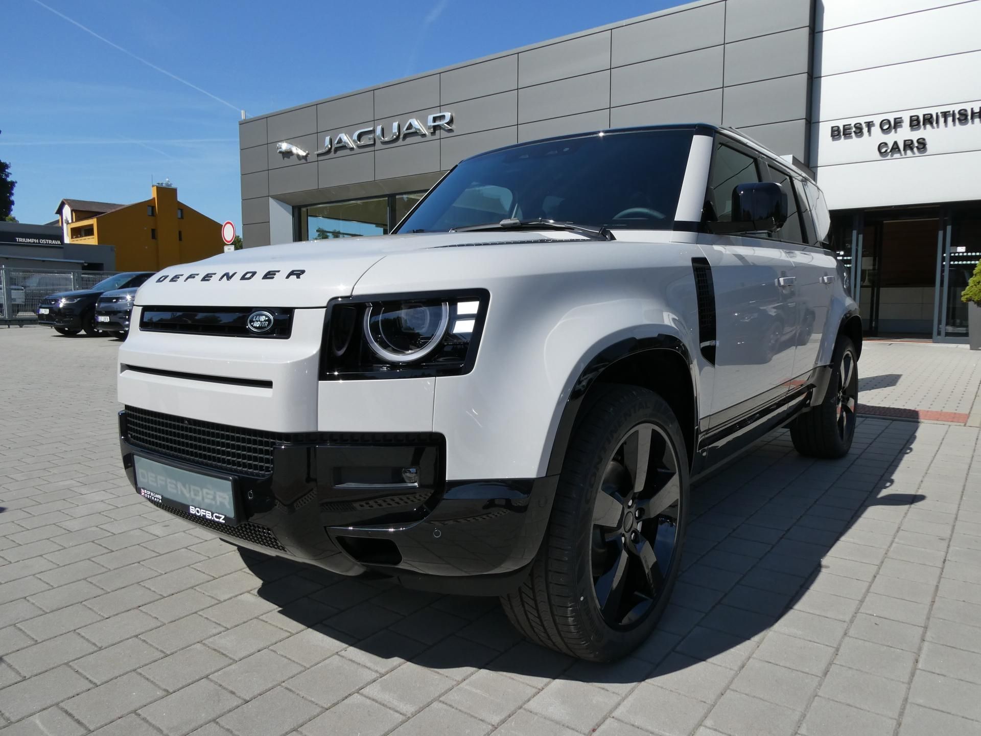 Land Rover Defender, 110 3,0 X-Dynamic SE D200 - fotka 4