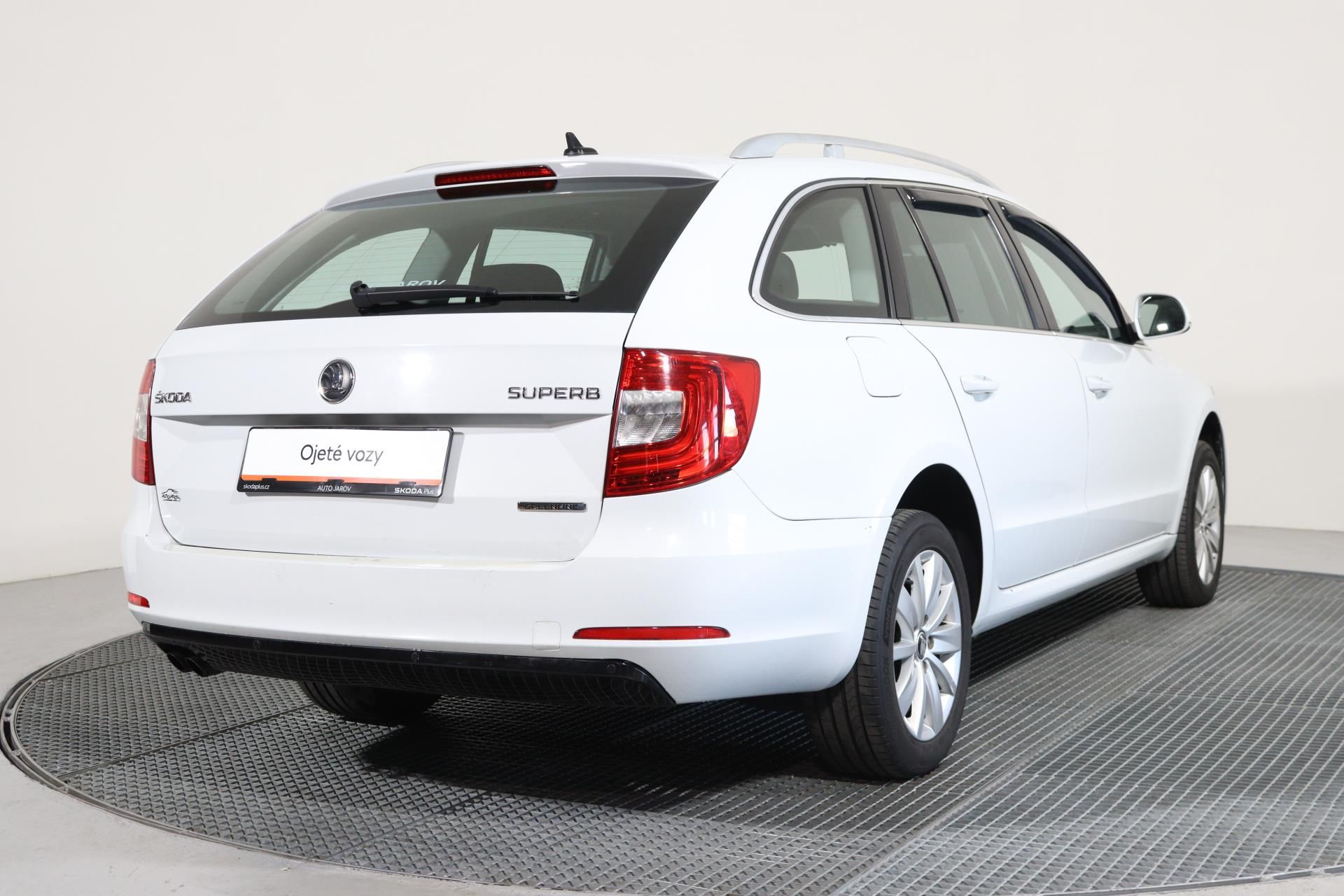 Škoda Superb, COMBI 1,6 TDI AMBITION 77KW/ P - fotka 2