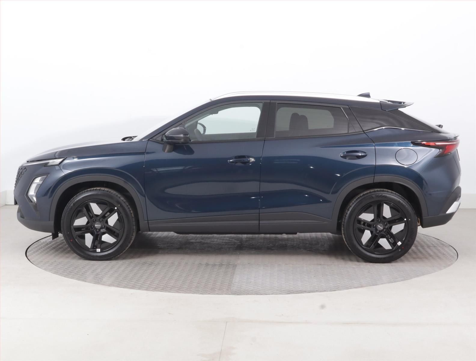 Omoda 5, 1.6 T, Premium, Ad. tempomat - fotka 3