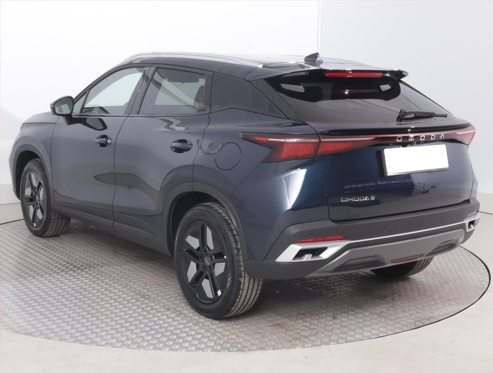 Omoda 5, 1.6 T, Premium, Ad. tempomat - fotka 4
