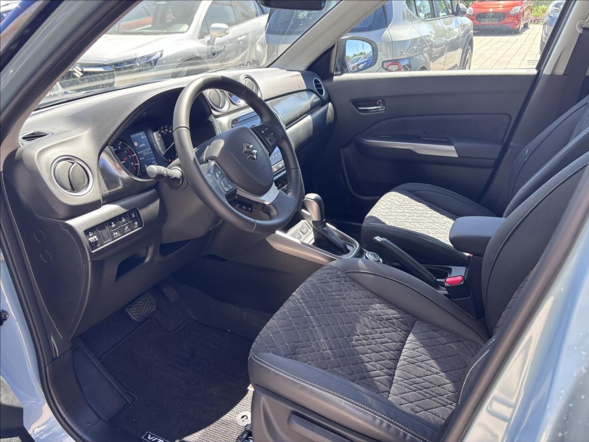 Suzuki Vitara, 1,4 BoosterJet Automat ALLGRIP - fotka 6