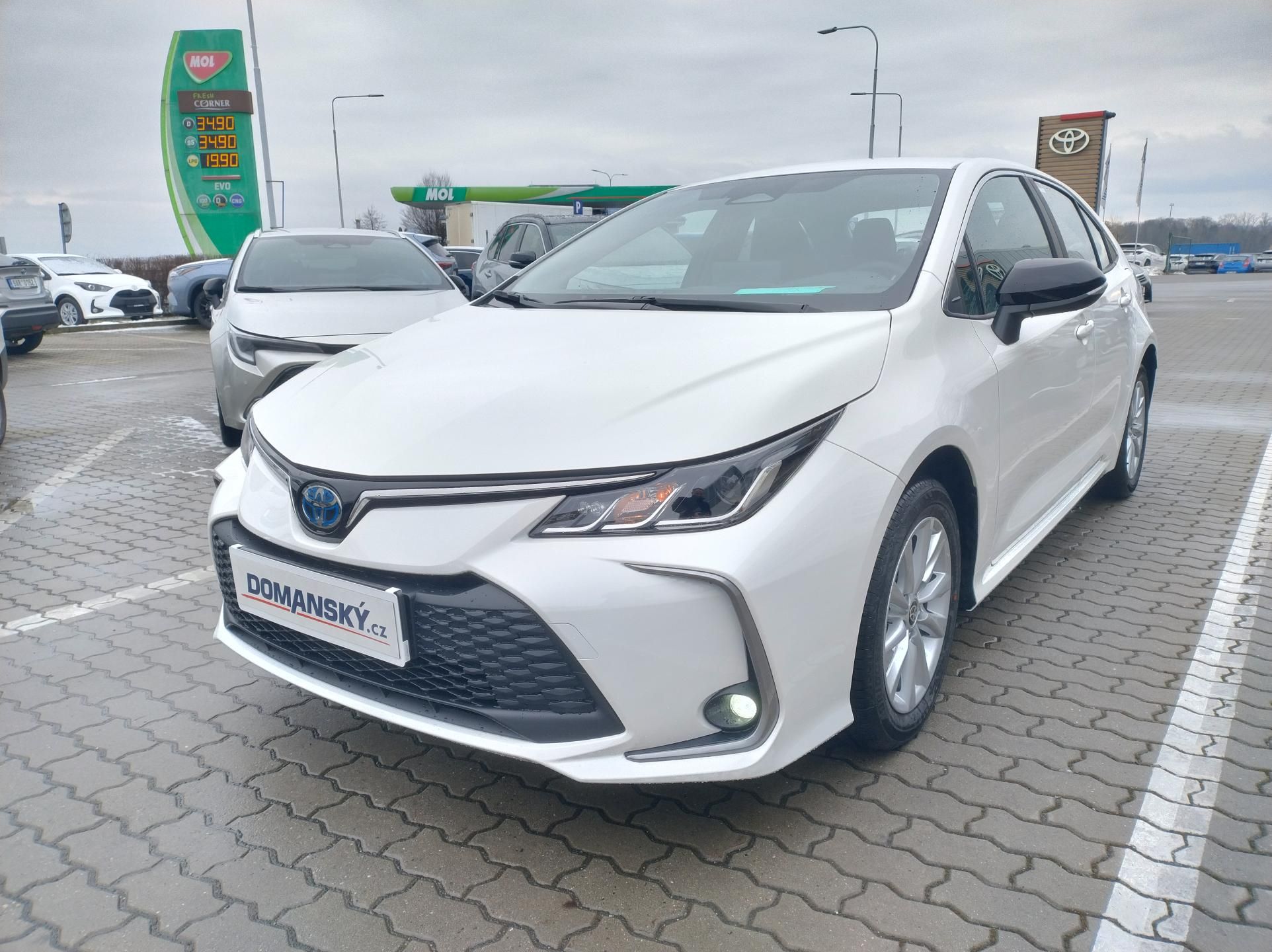 Toyota Corolla, SD 1.8 FHEV Comfort - fotka 2