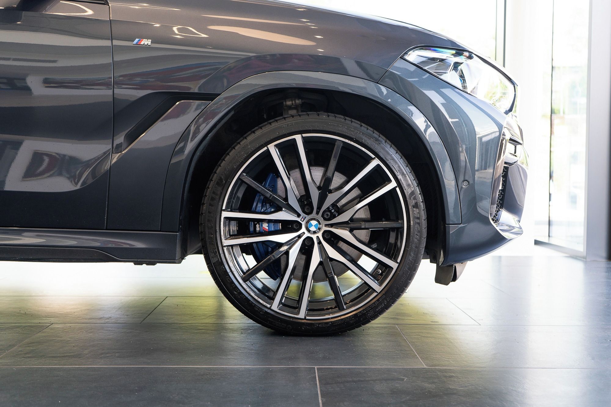 BMW X6, xDrive30d - fotka 3