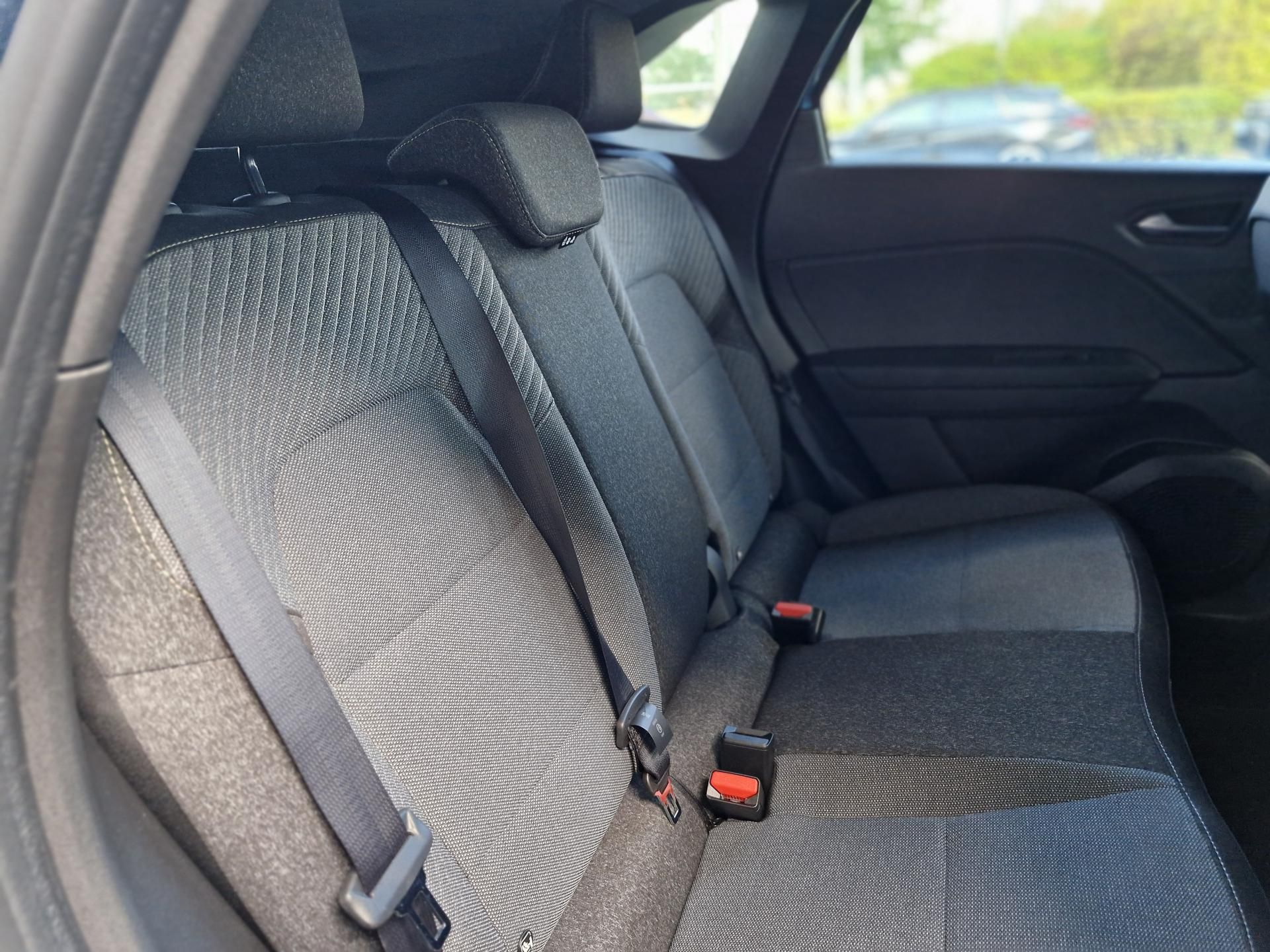 Renault Symbioz, techno E-Tech full hybrid 145 - fotka 4
