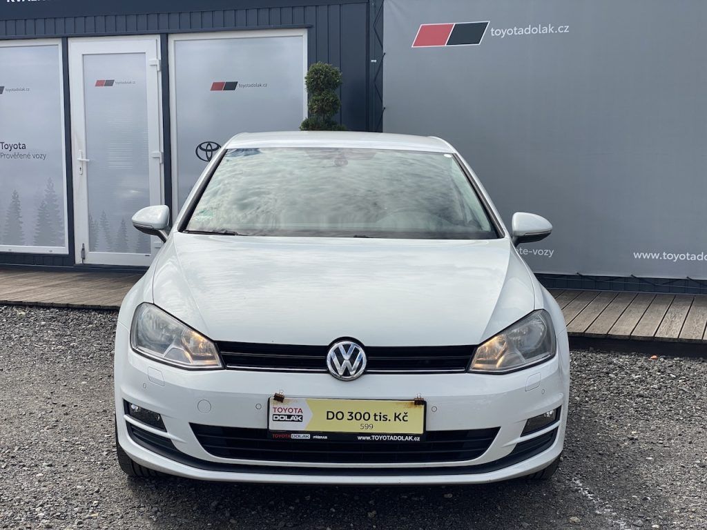 Volkswagen Golf, 1.2TSi, Cup, 2x kola - fotka 2