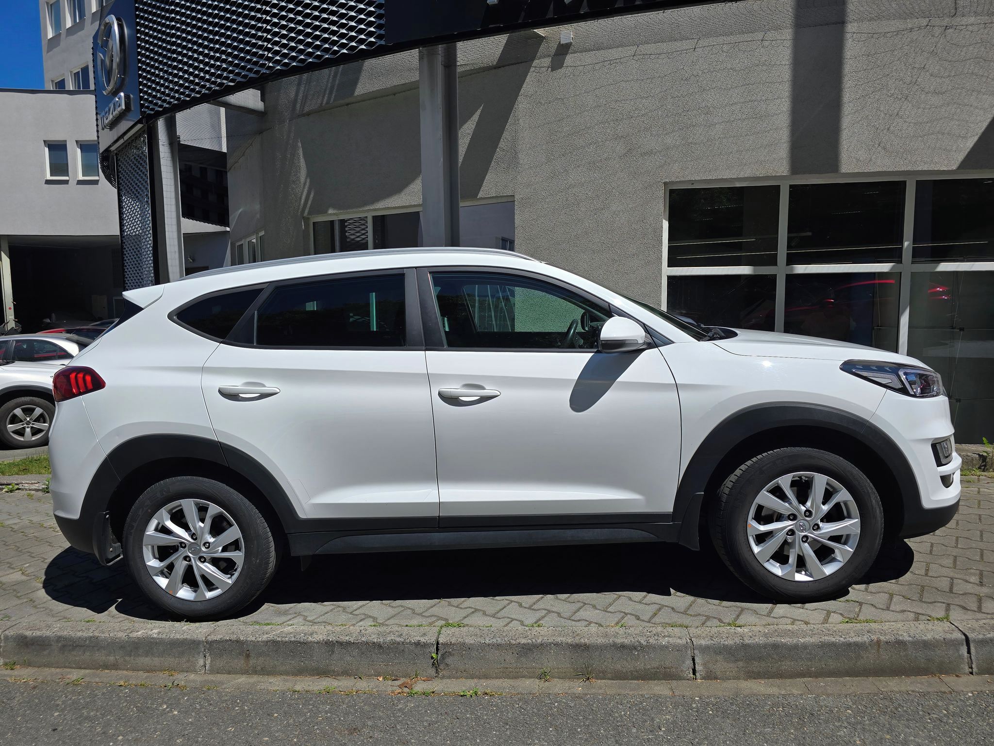 Hyundai Tucson, 1.6CRDi Trikolor, serv.kn.,DPH - fotka 6