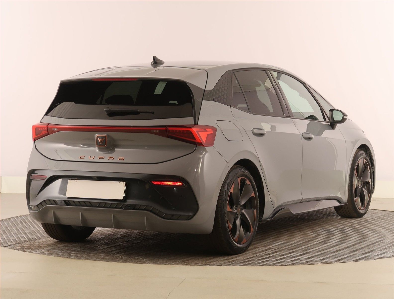 Cupra Born, 58, SoH 94%, Automat, Navi - fotka 5