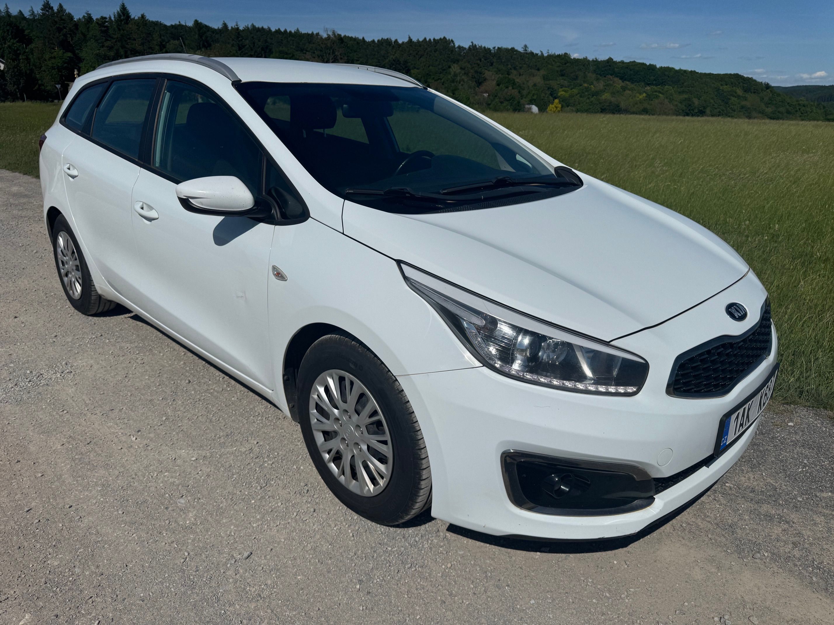 Kia Cee´d, SW 1.6CRDi 100kW KOUPENO V ČR - fotka 2