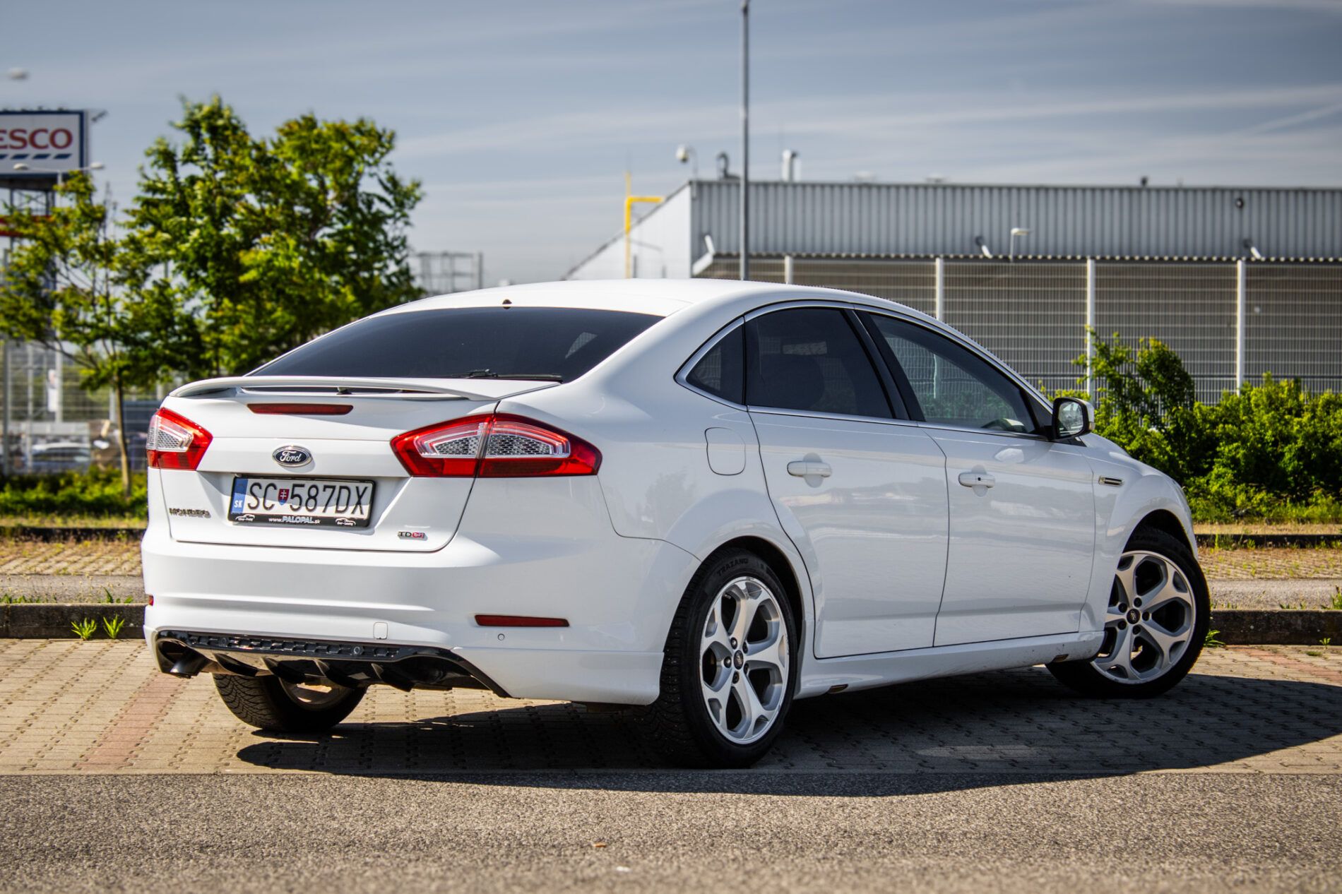 Ford Mondeo - fotka 5