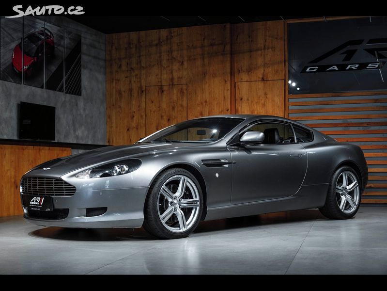 Aston Martin DB9
