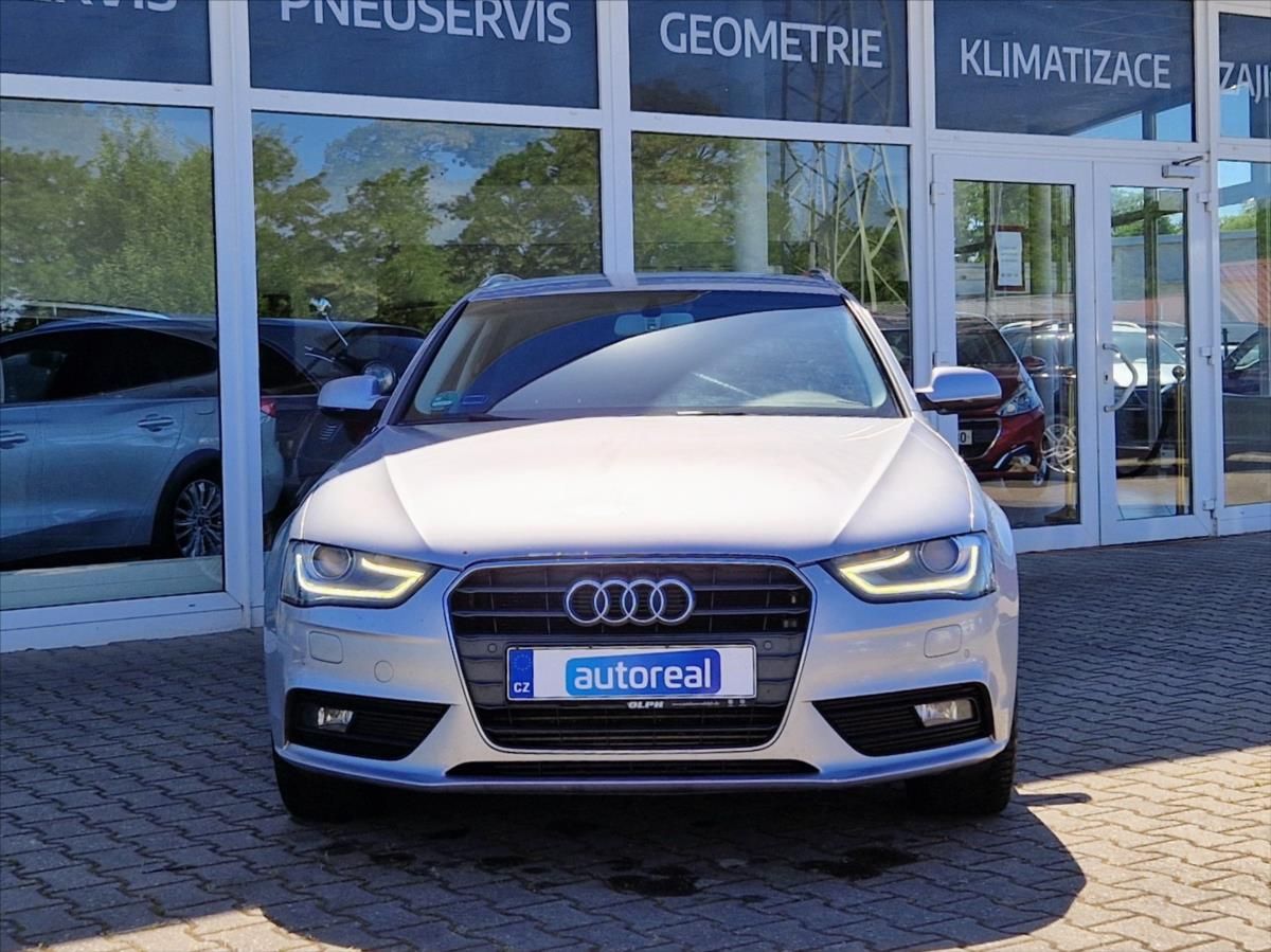 Audi A4 Avant, 2,0 d ALUKOLA AUTOKLIMA VÝHŘEV