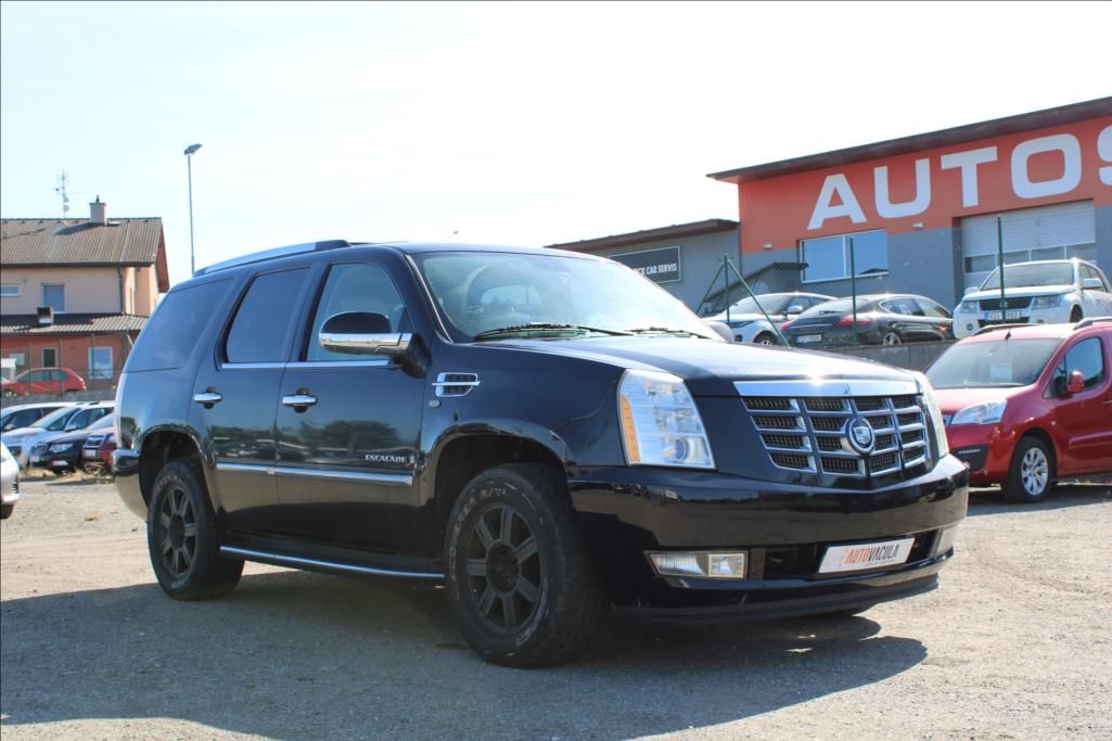 Cadillac Escalade, 6,2 V8 6.2i  +LPG, 301 KW, ČR - fotka 3