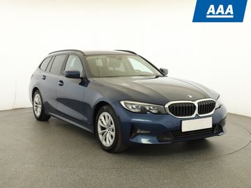 320 d xDrive, NOVÁ CENA, 4X4