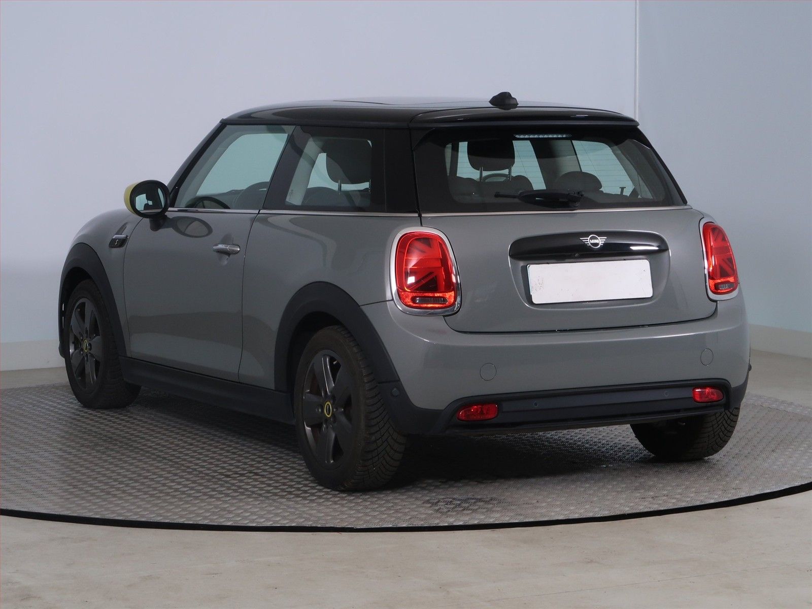 Mini, Cooper SE 32 kWh, SoH 94% - fotka 4