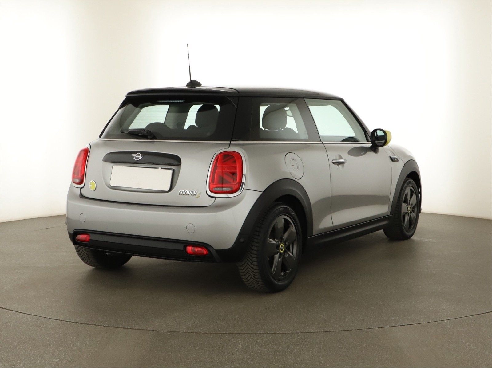 Mini, Cooper SE 32 kWh, SoH 98% - fotka 5