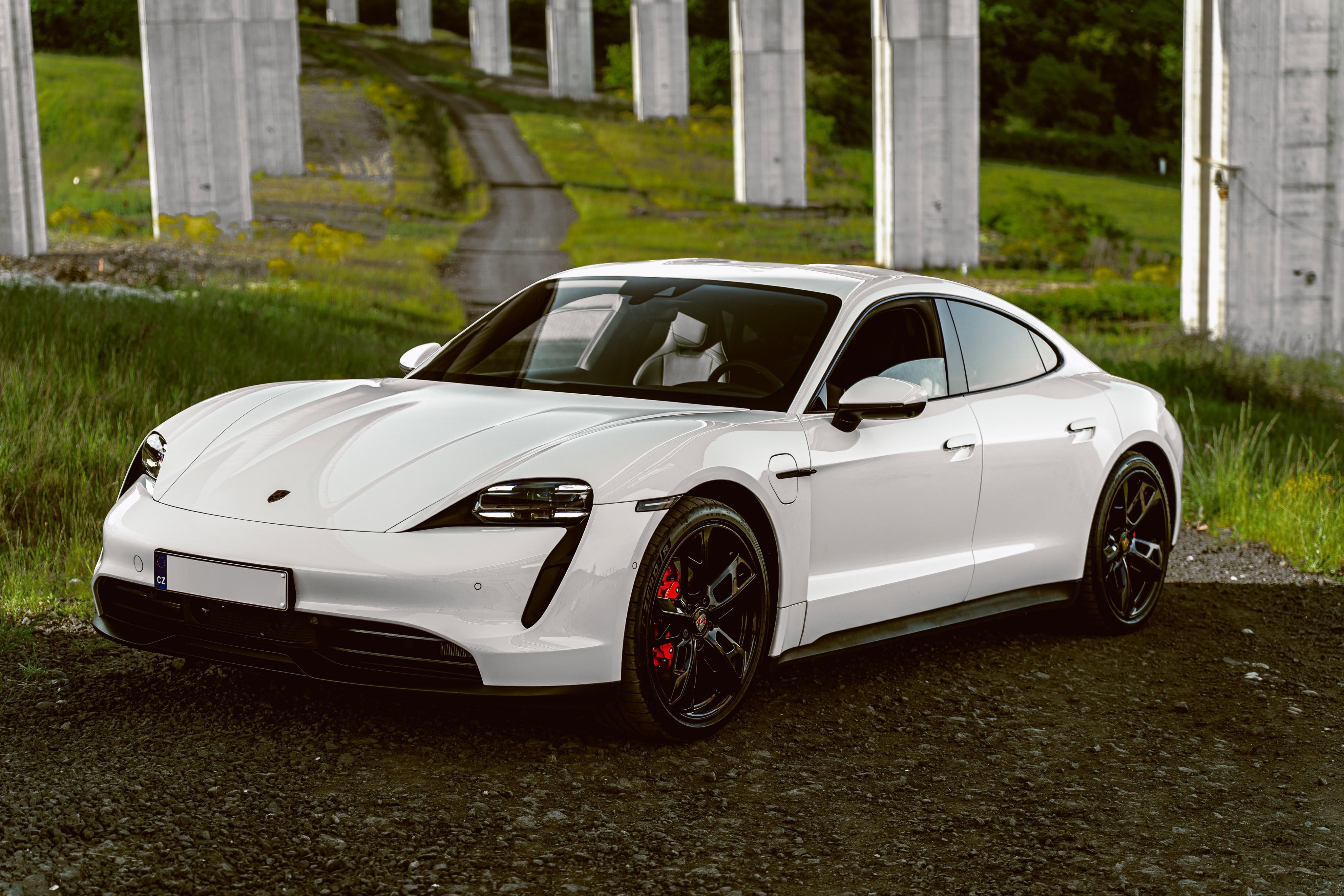Porsche Taycan, 4S - 5000 KM - VZDUCH, BOSE