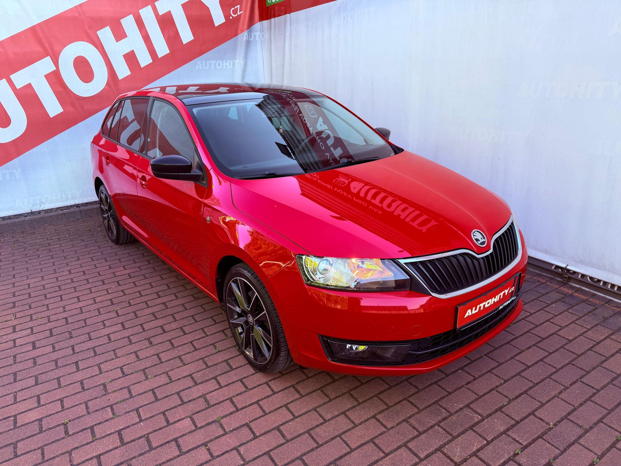 Škoda Rapid, 1.2 TSi Style Plus, Serviska - fotka 3