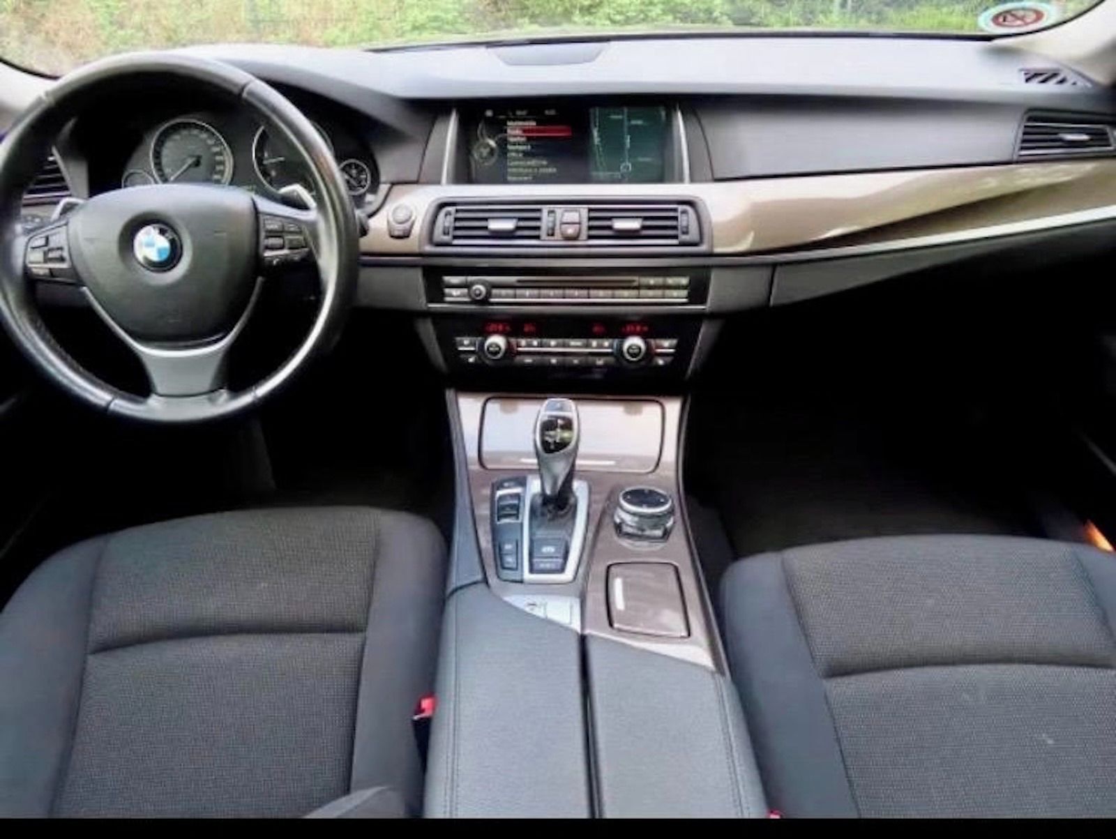 BMW Řada 5, BMW 535d xDrive 330 HP - fotka 2