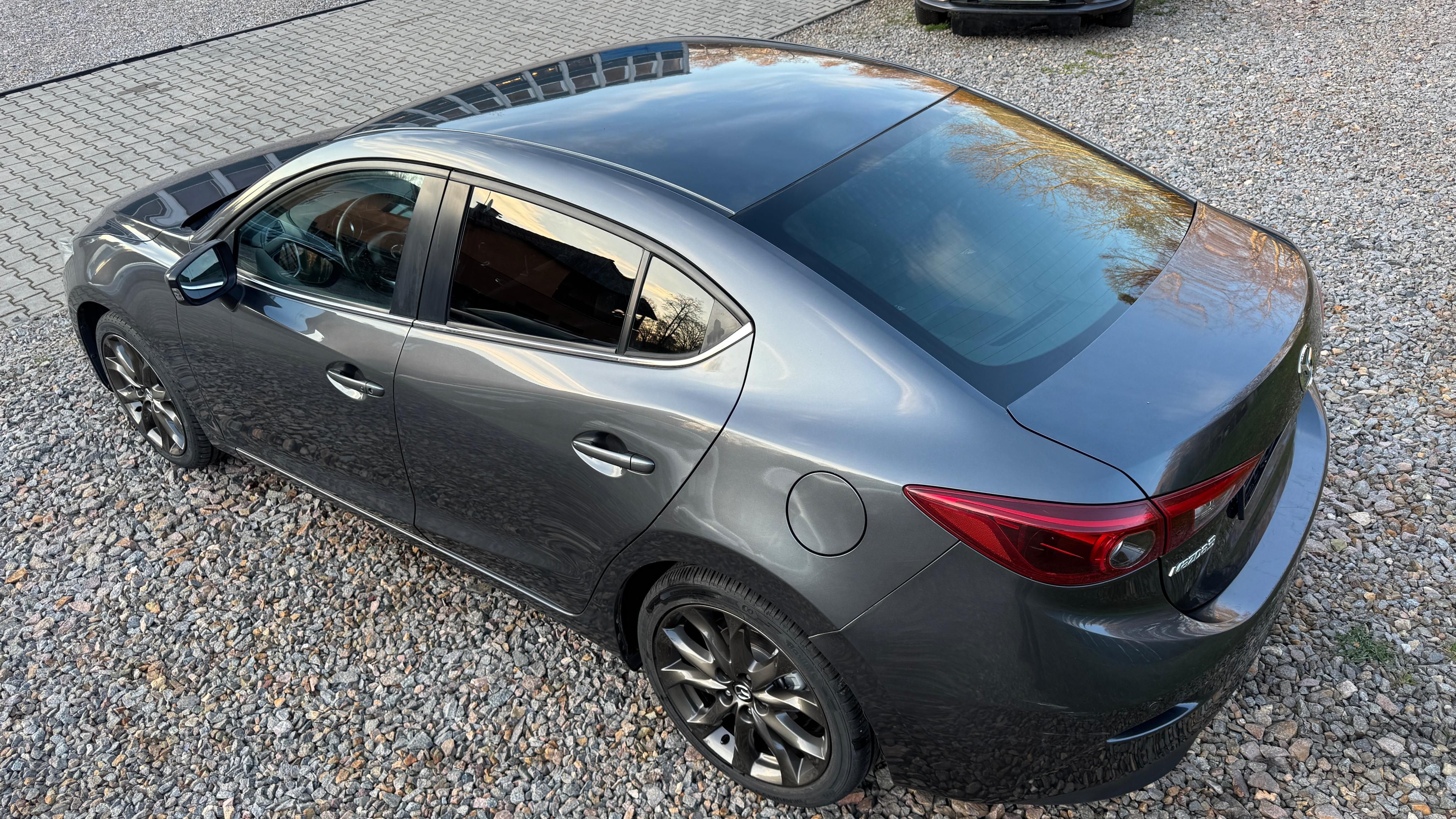 Mazda 3, 2.2 SKYACTIV-D 150Hk. BOSE - fotka 2