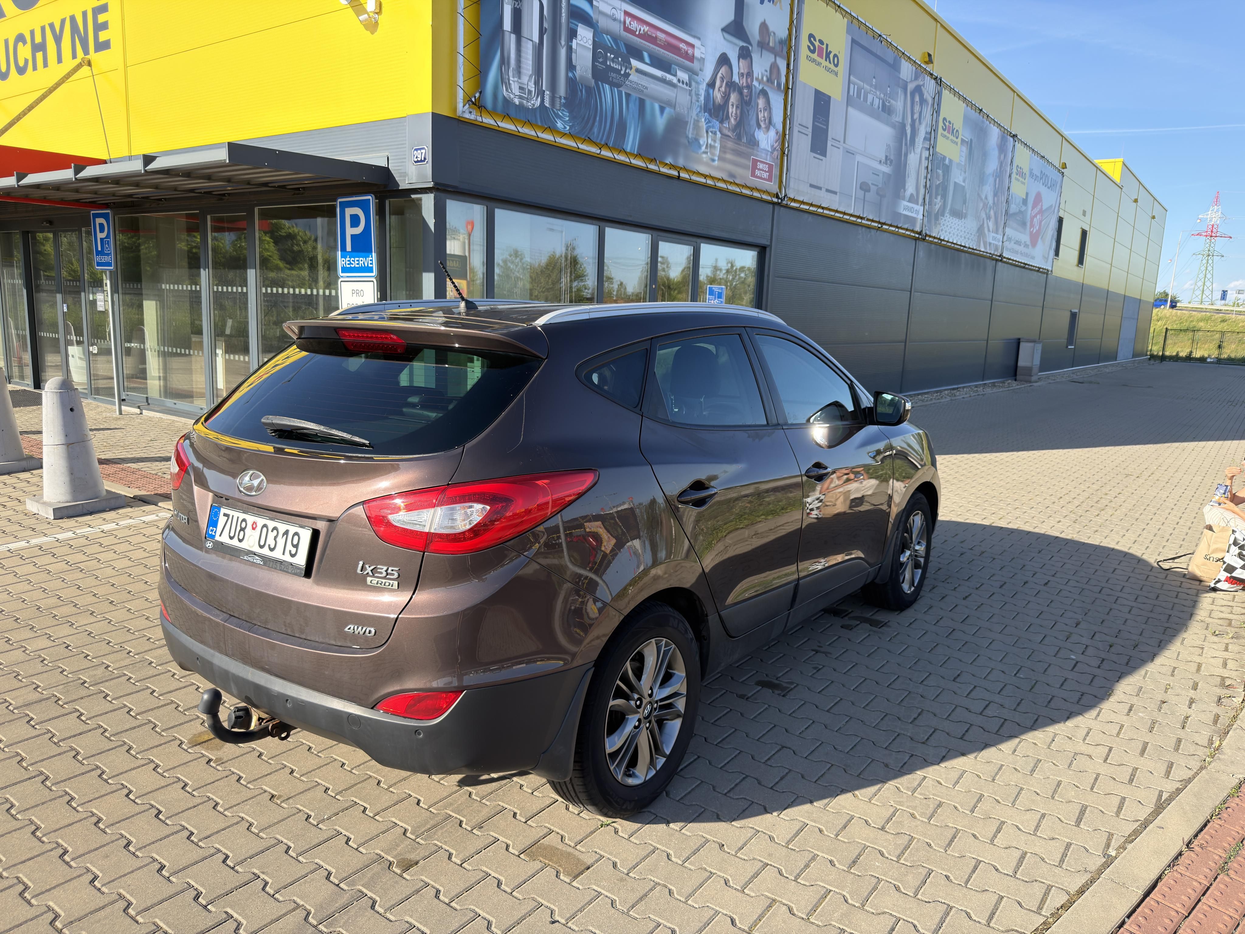 Hyundai ix35, 2.0 CRDI - fotka 2