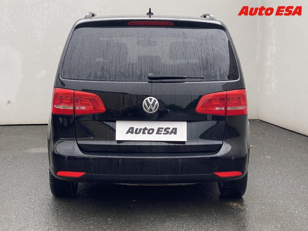 Volkswagen Touran, 1.2 TSi,navi,+kola - fotka 5